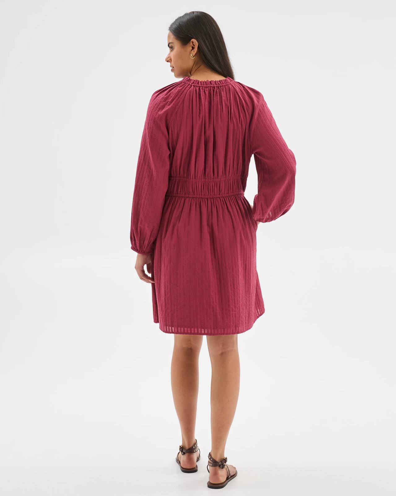 225_72093368_6+225T7209