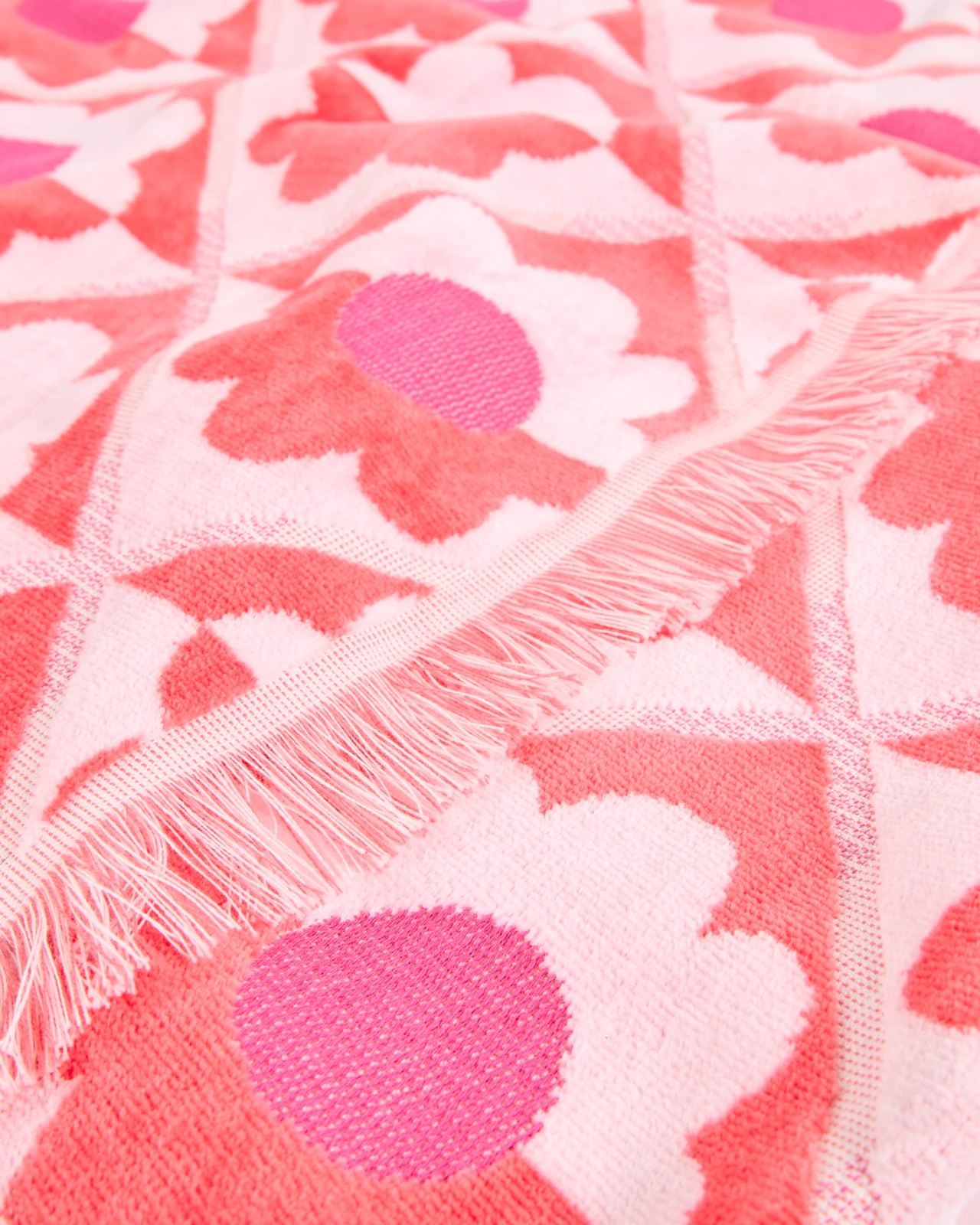 Kids Daisy Velour Jacquard Australian Cotton Beach Towel 2 of 2