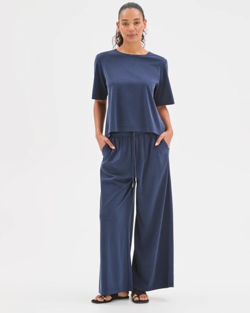 Relaxed Wide Leg Drape Pants