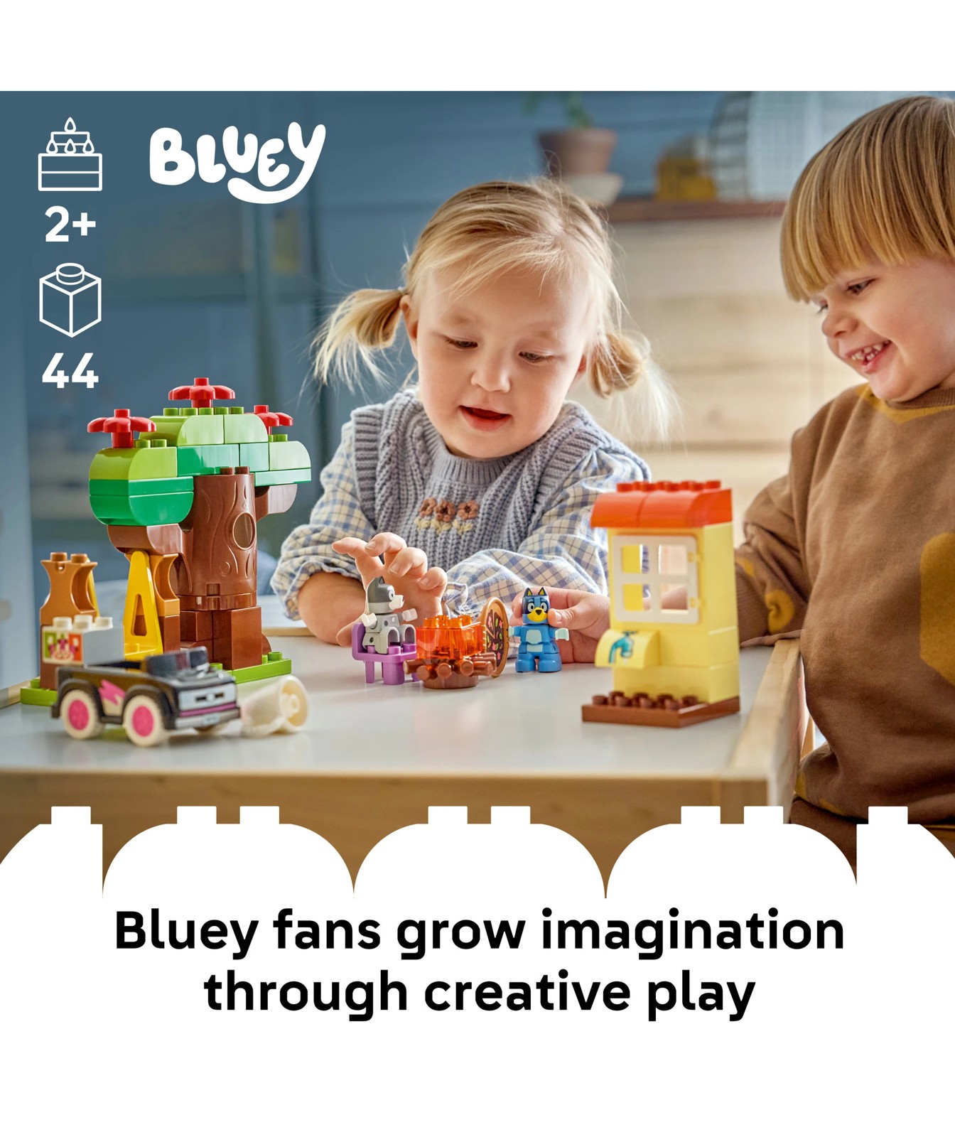 LEGO® DUPLO Bluey Pizza Girls with Muffin and Bluey 10469 2 of 5