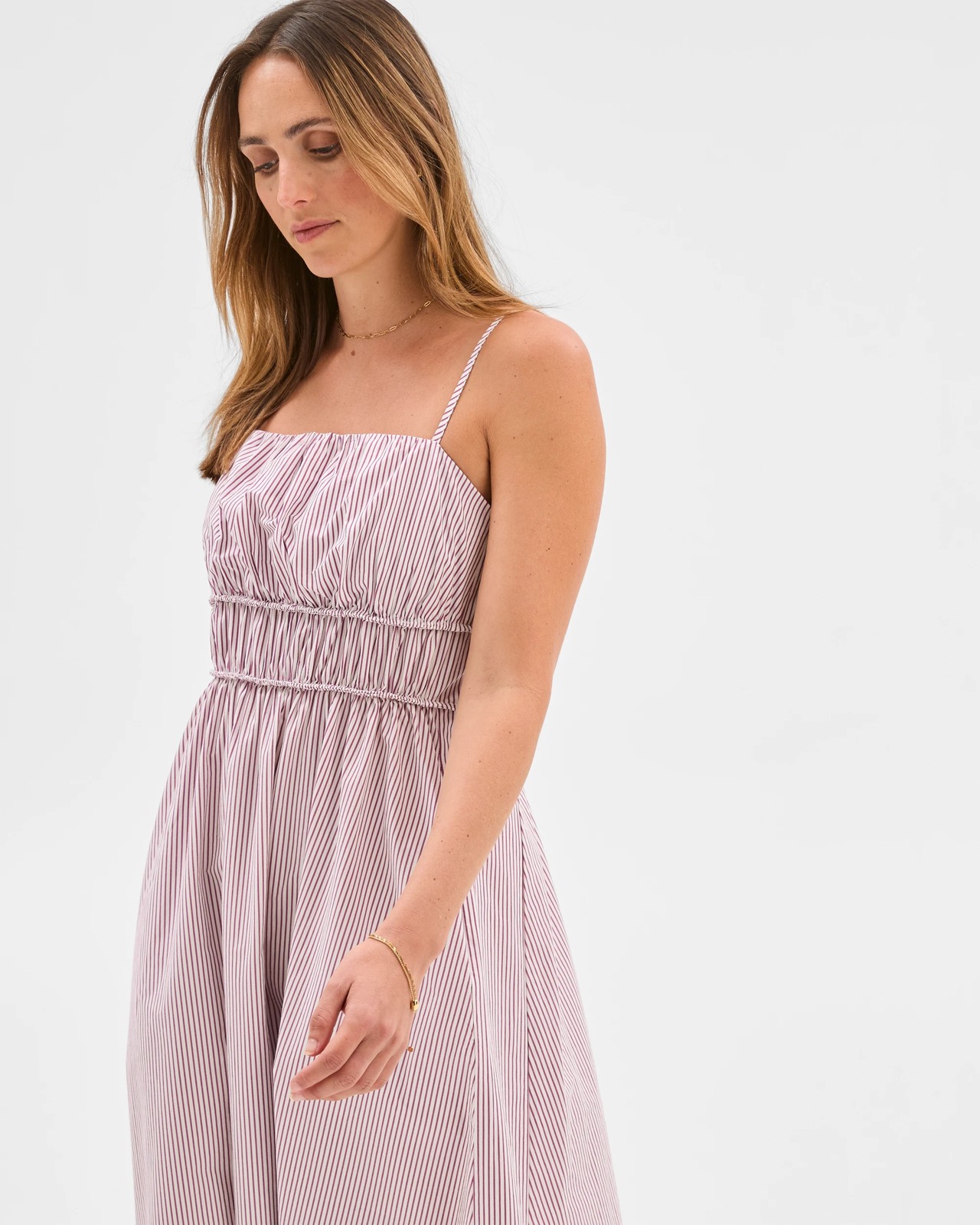 225_71828862_5+225T7182