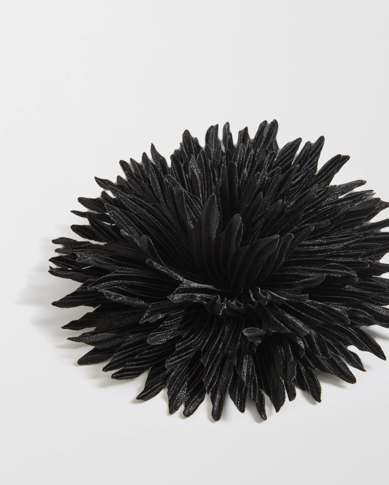 Crinkle Fabric Rosette Hair Clip 2 of 2