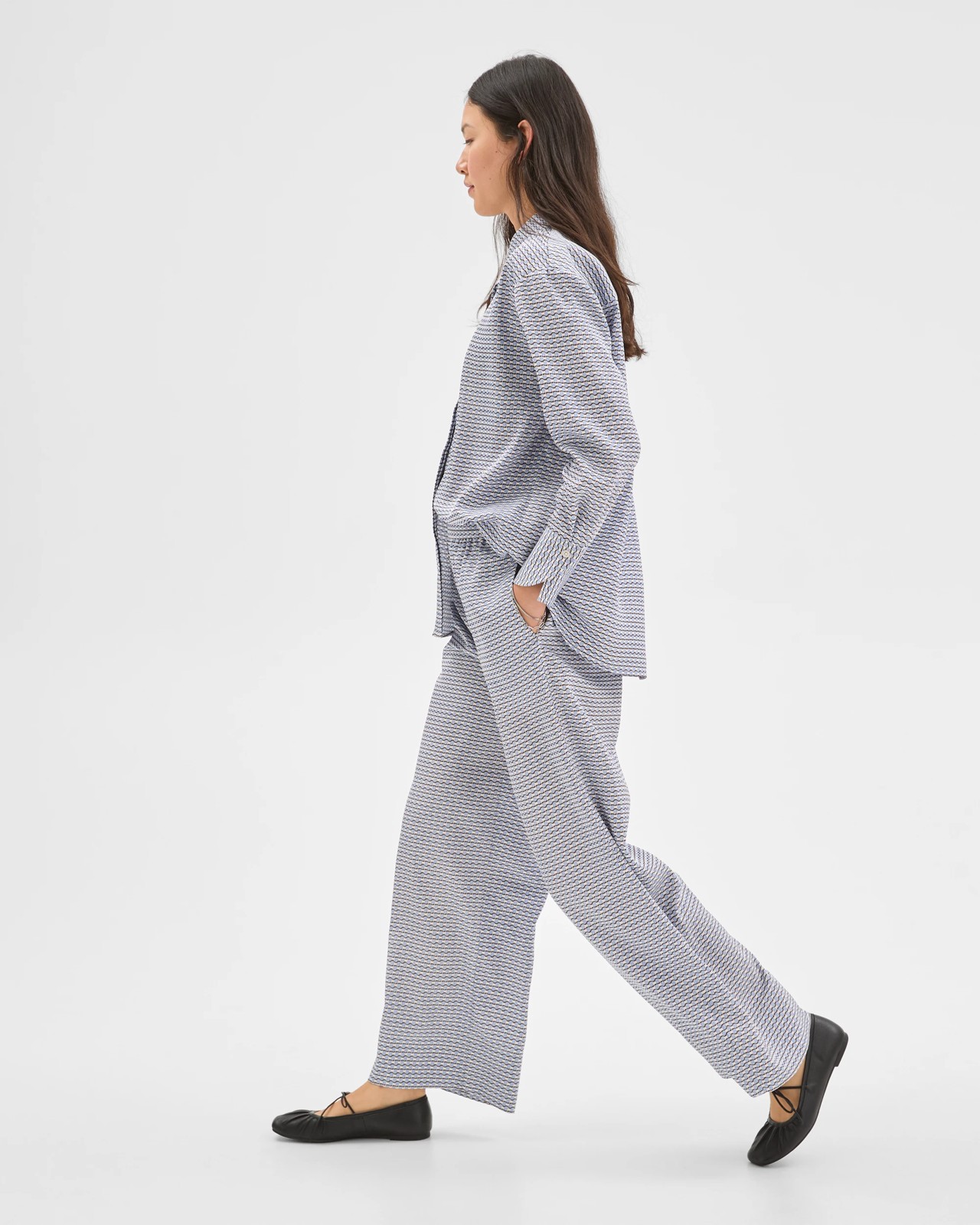 Preview Flat Front Wide Leg Pants - Blue Mist Micro Geo 2 of 6