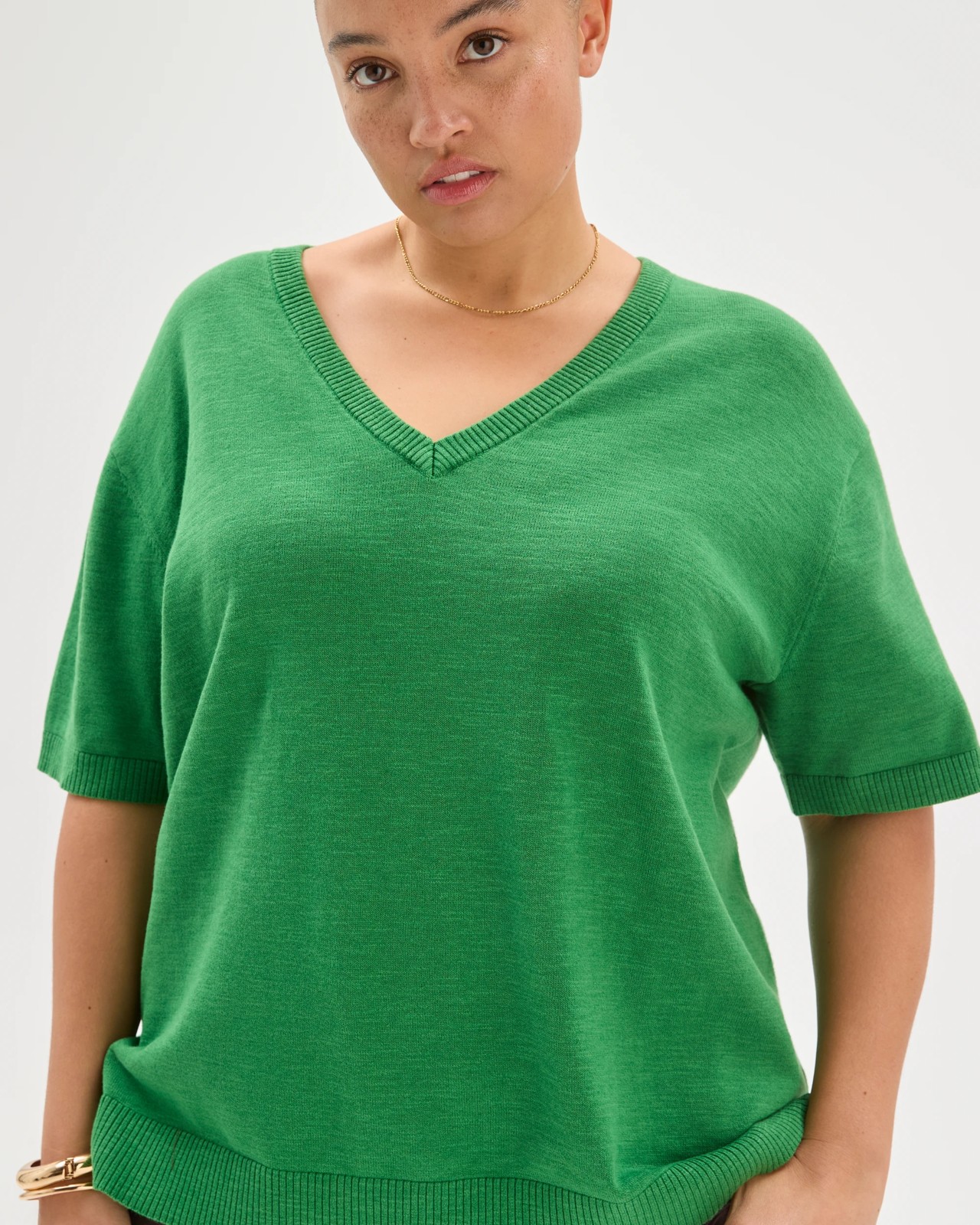 Plus Size Australian Cotton Blend V-Neck Knit T-Shirt 4 of 6