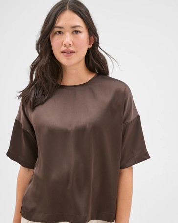 Preview Kali Satin Boxy T-Shirt