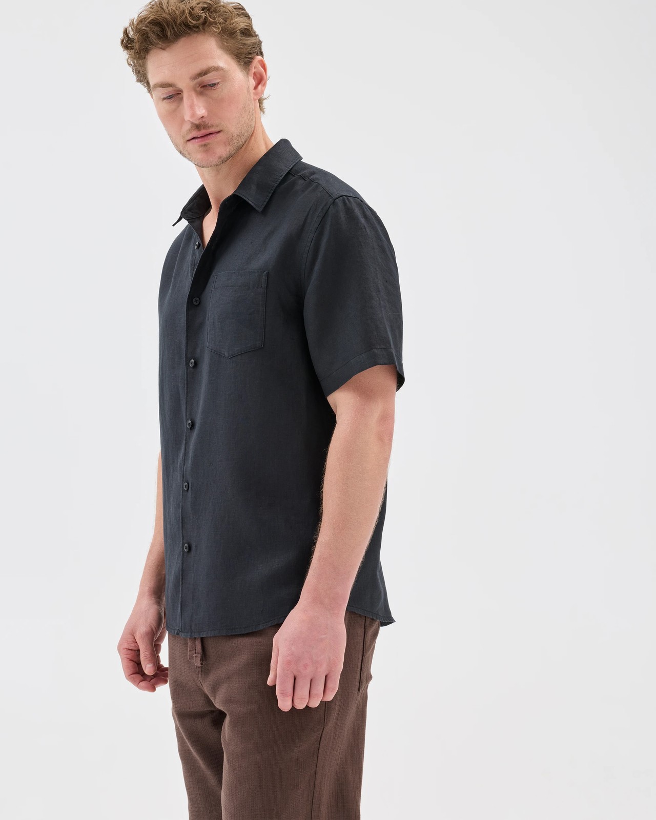 European Linen Short Sleeve Shirt - Black 5 of 5