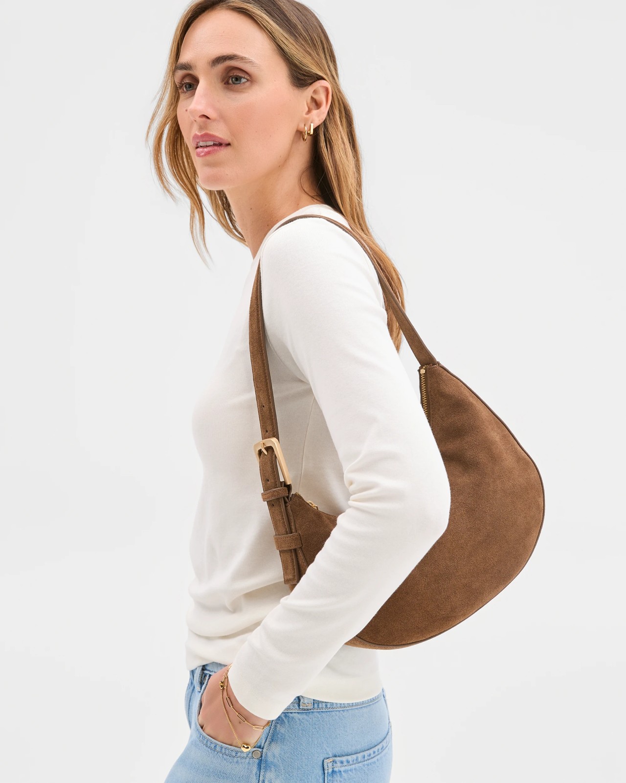 220_72085981_4+220T7208