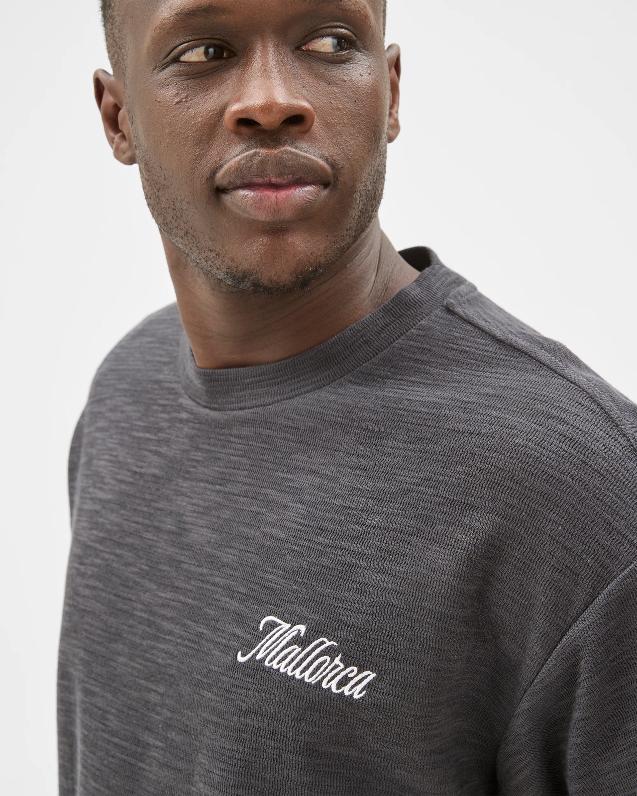 Commons Textured Graphic T-Shirt - Black Mallorca 3 of 5