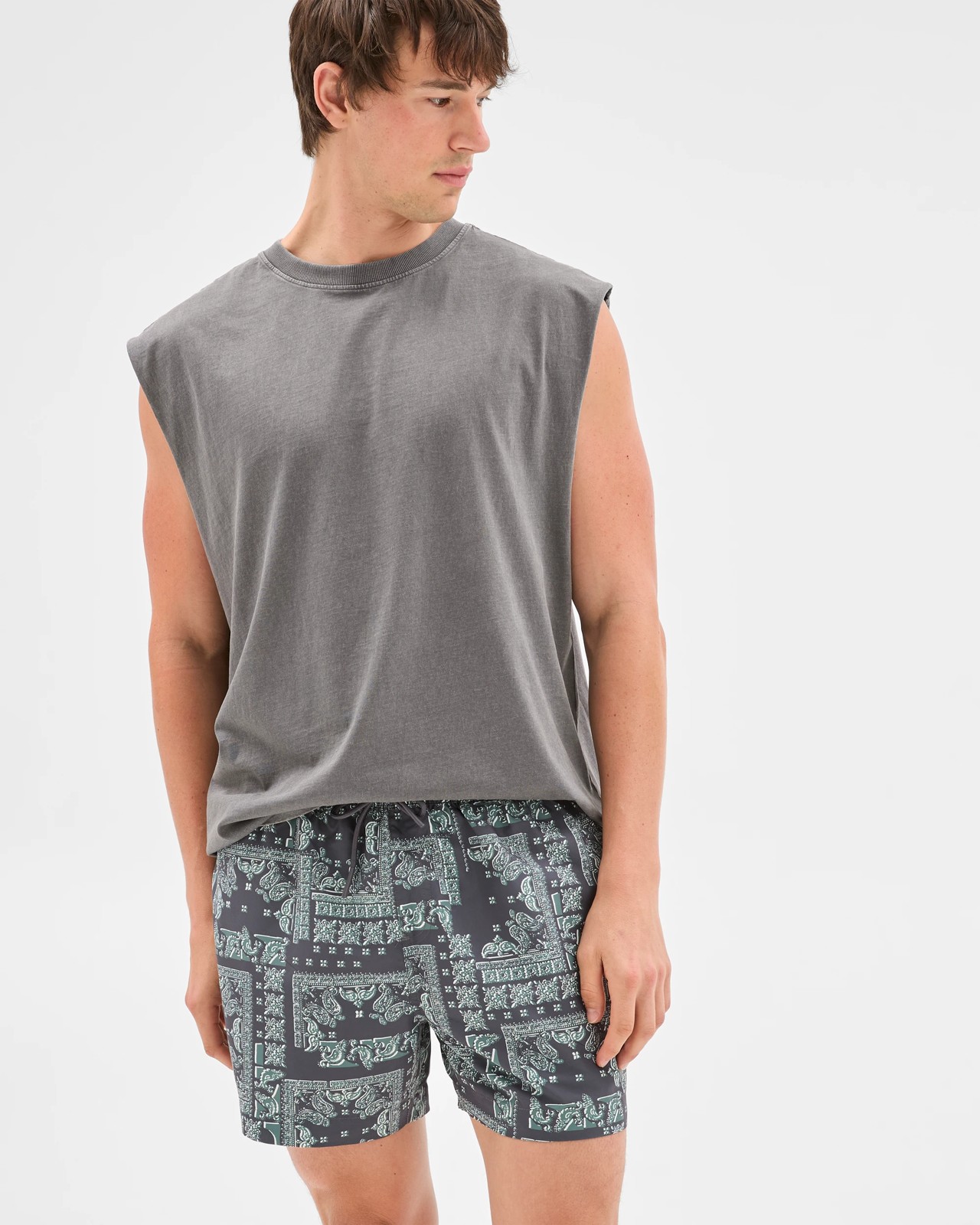 465_71602486_4+465T7160