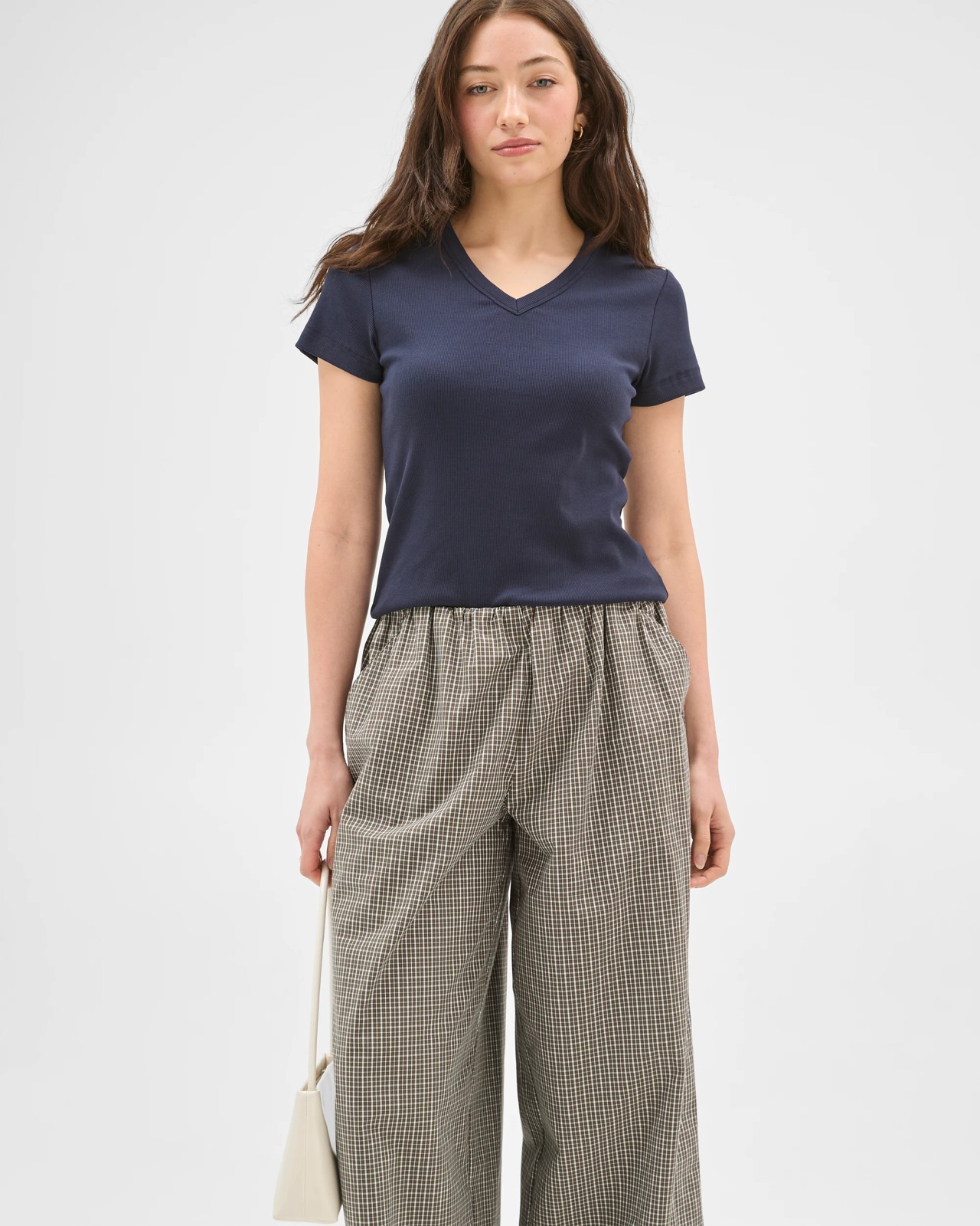 Lily Loves Australian Cotton Blend V-Neck Fitted T-Shirt - Deep Navy 4 of 5