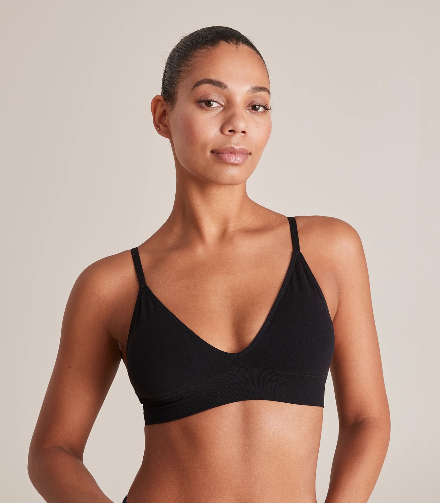 Black Seamless Bralette