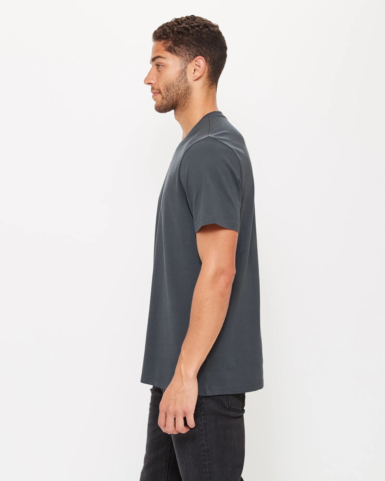 Australian Cotton V-Neck T-Shirt 3 of 6