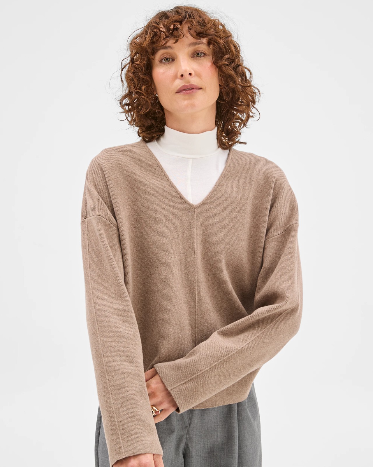 Preview Australian Cotton Blend Polished V-Neck Jumper - Moon Grey 5 of 5