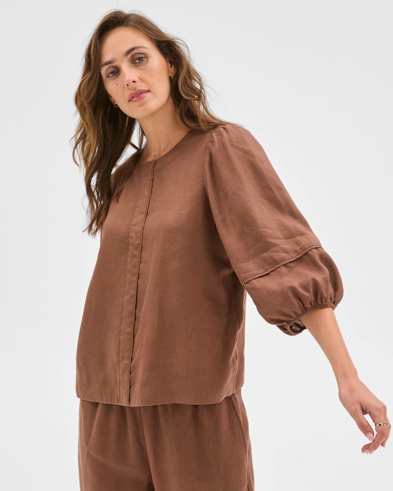 European Linen Femme Popover Blouse - Warm Brown 3 of 6