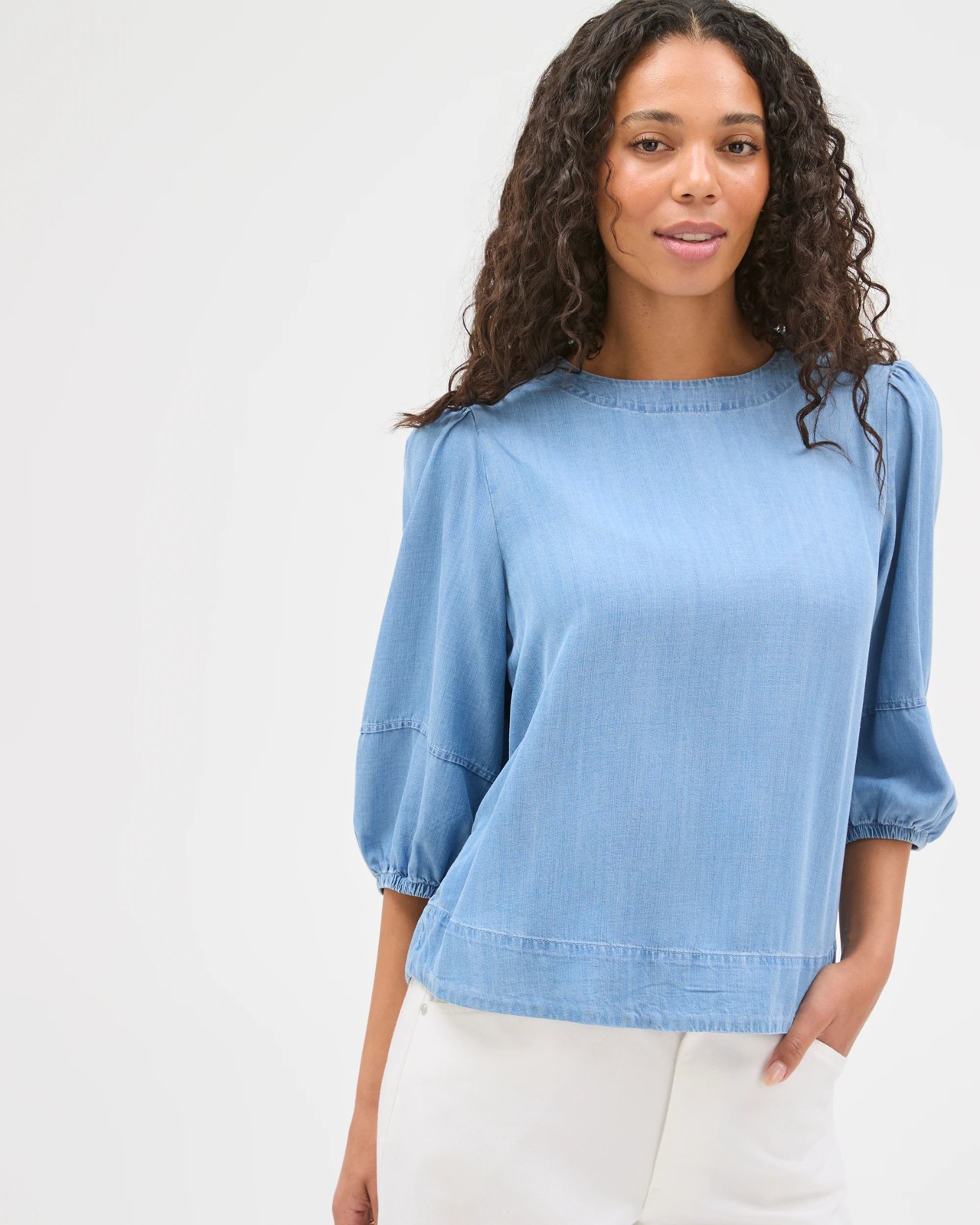 3/4 Sleeve Femme Chambray Blouse 4 of 5