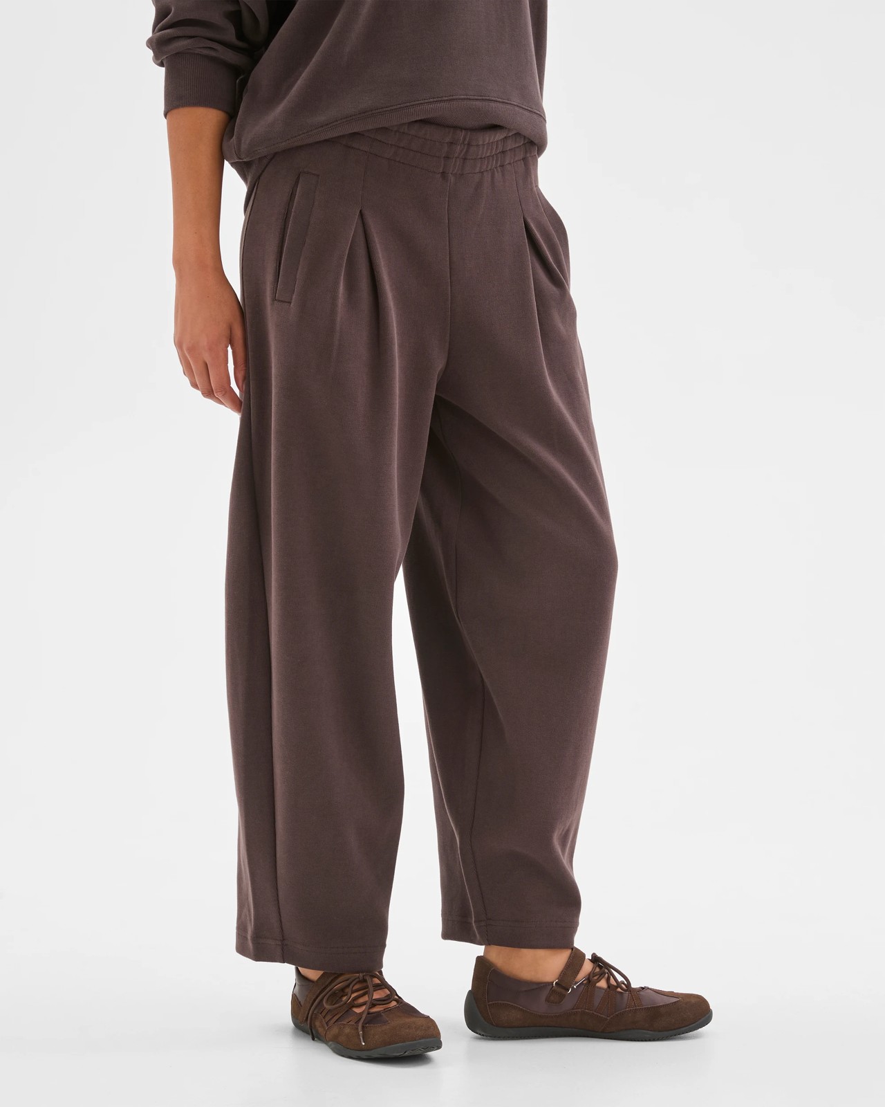 Active Australian Cotton Blend Sueded Rib Barrel Leg Pants - Cocoa 5 of 5