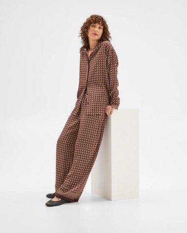 Preview Elastic Waist Wide Leg Pants