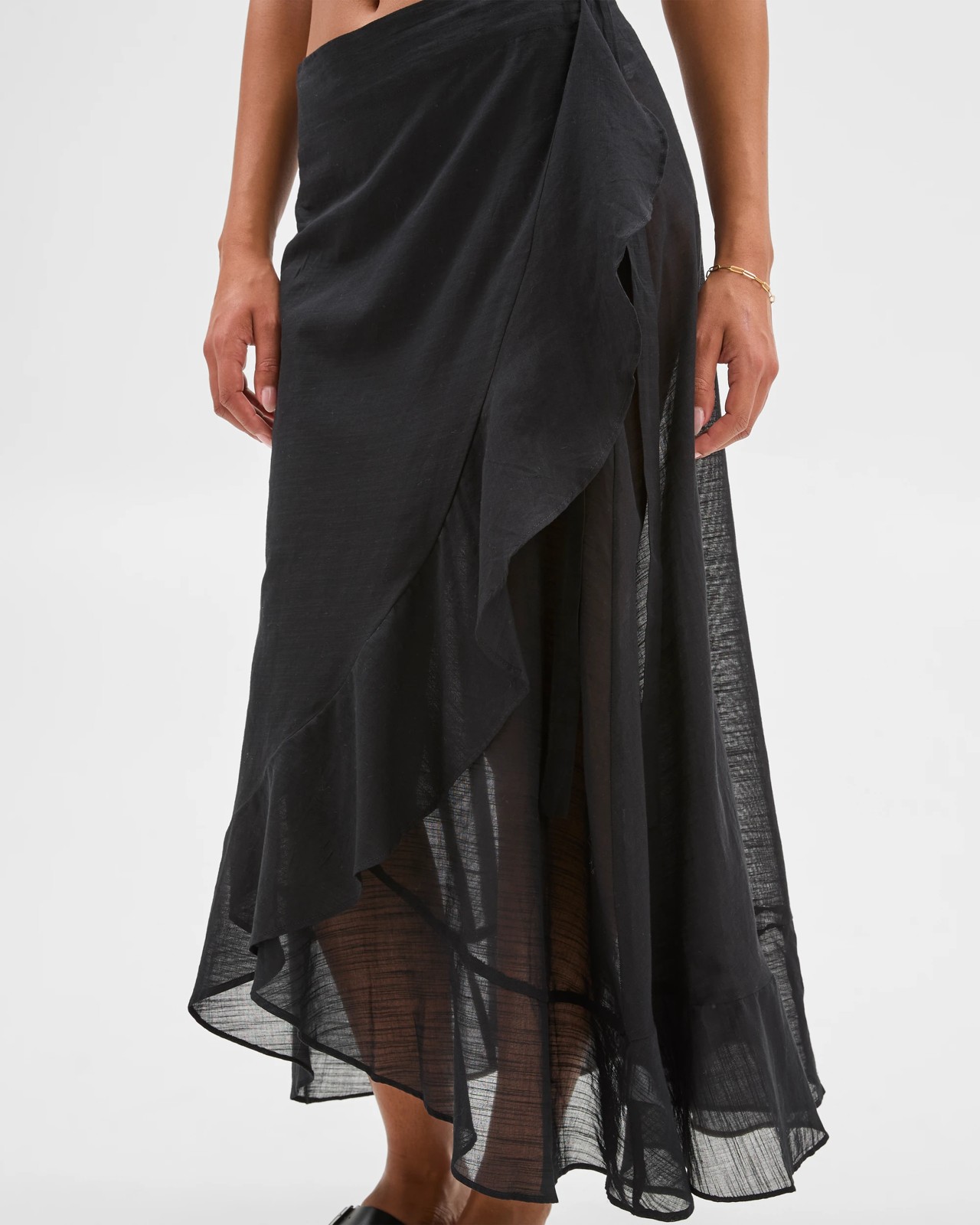 225_71953199_5+225T7195