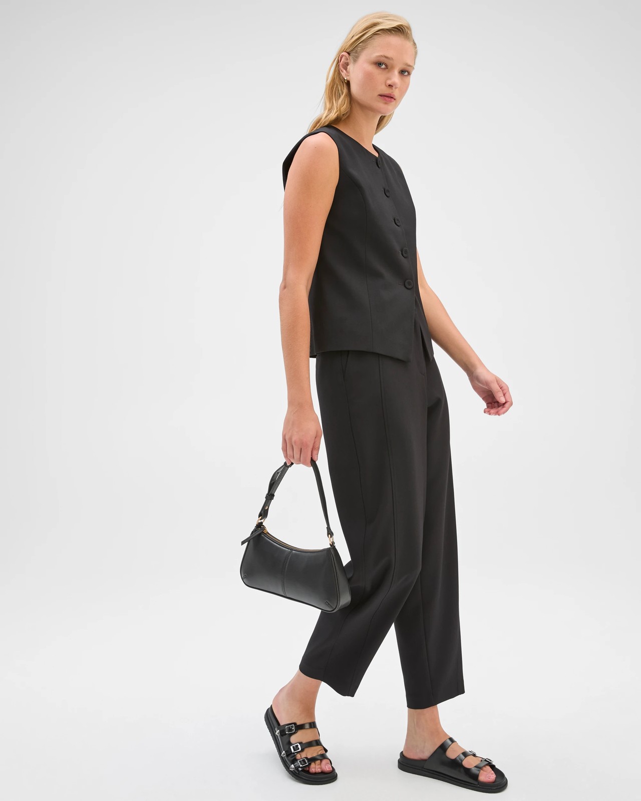 265_72093467_4+265T7209