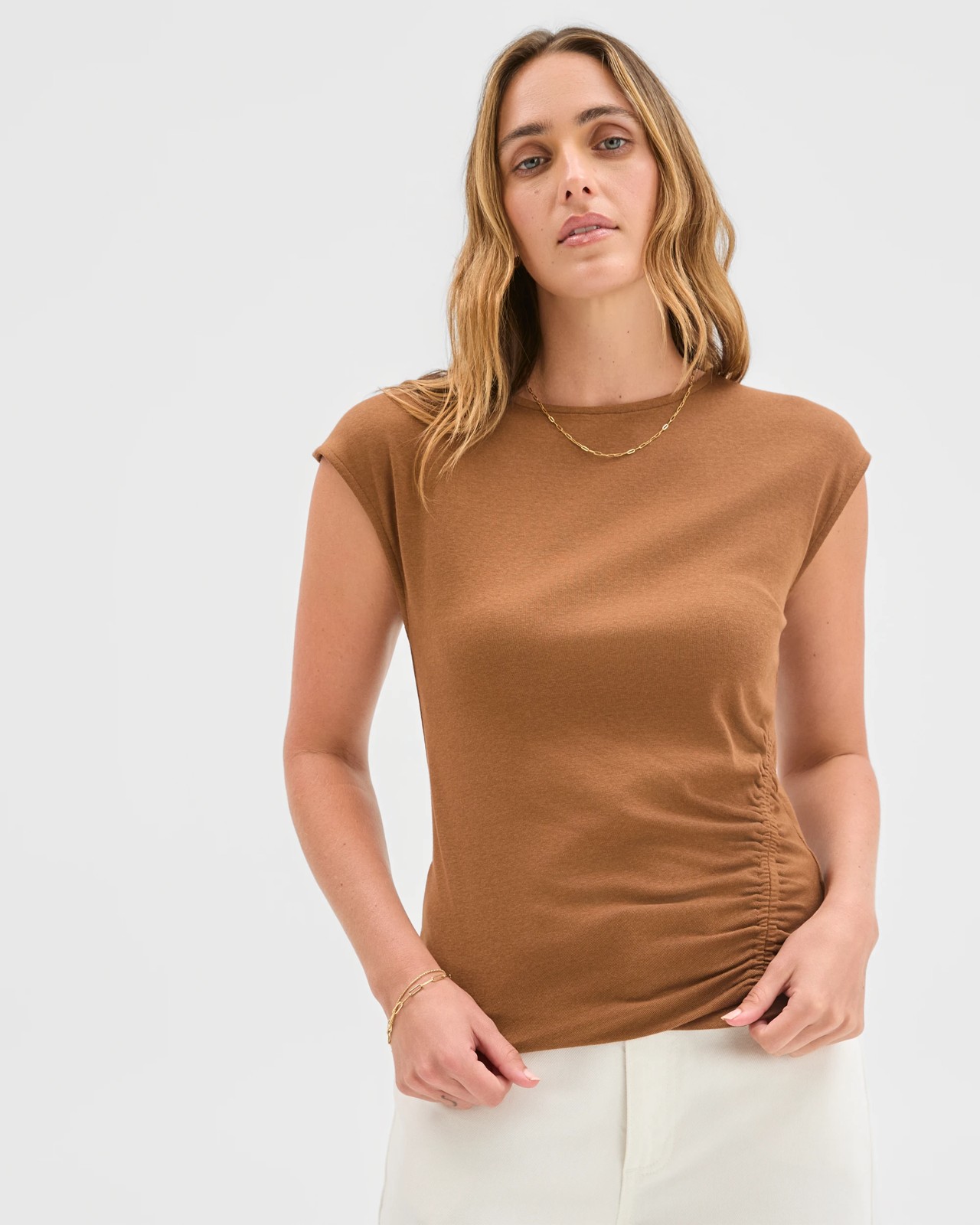 220_72088289_3+220T7208