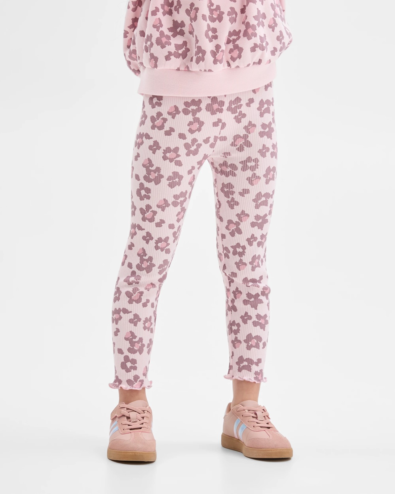 340_72262467_3+340T7226