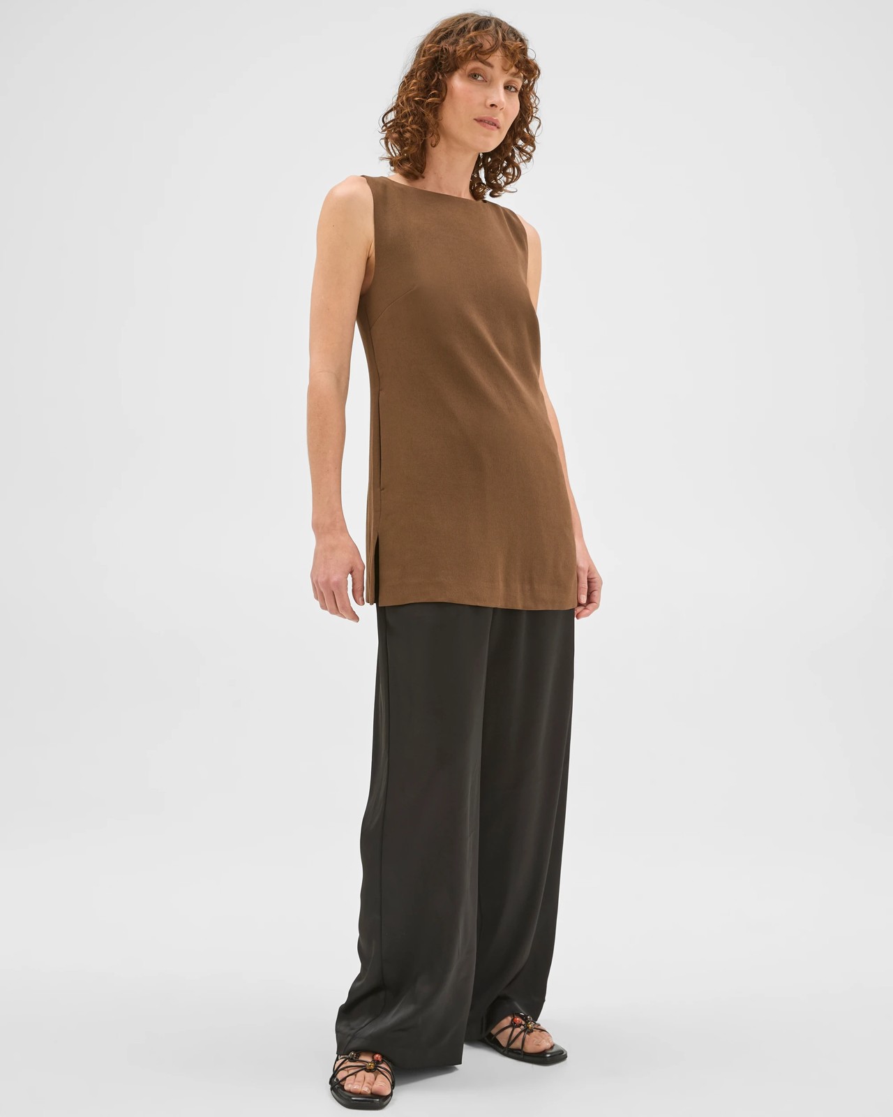 Preview Sleeveless Crepe Tailoring Longline Tunic Top - Fall leaf 4 of 6