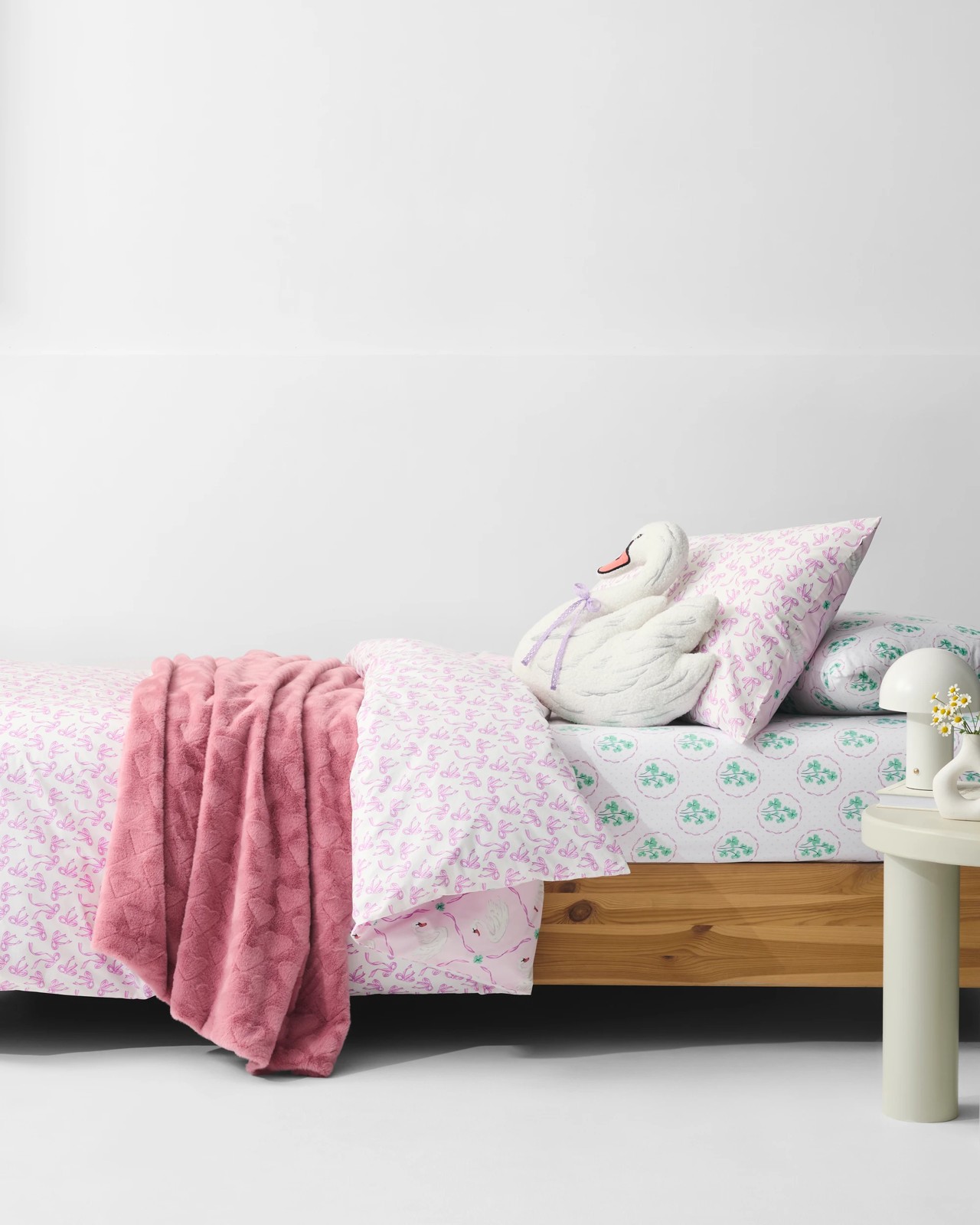 Aviana Swan Australian Cotton Quilt Cover Set 4 of 6