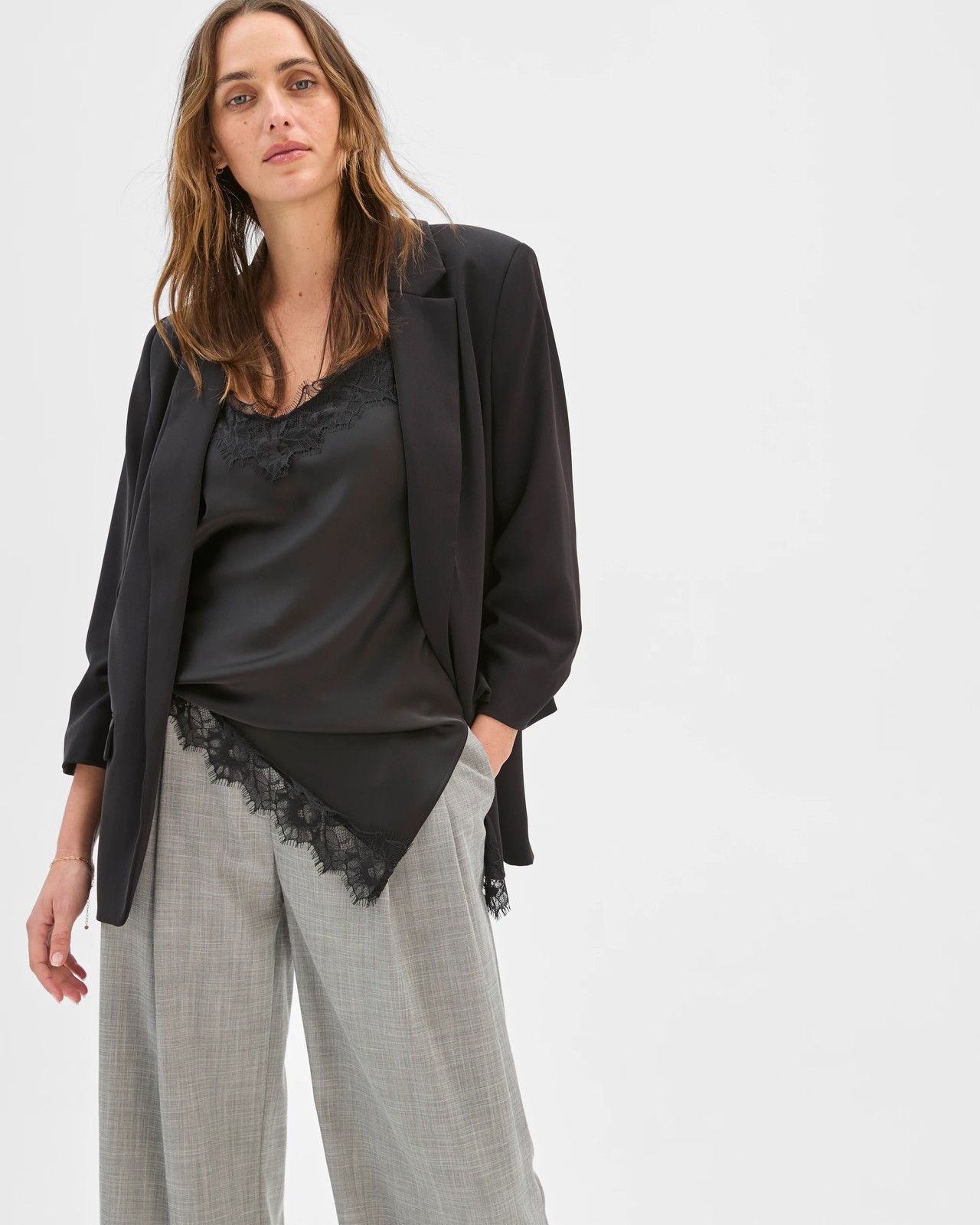Preview Ruched Sleeve Blazer - Black 2 of 5