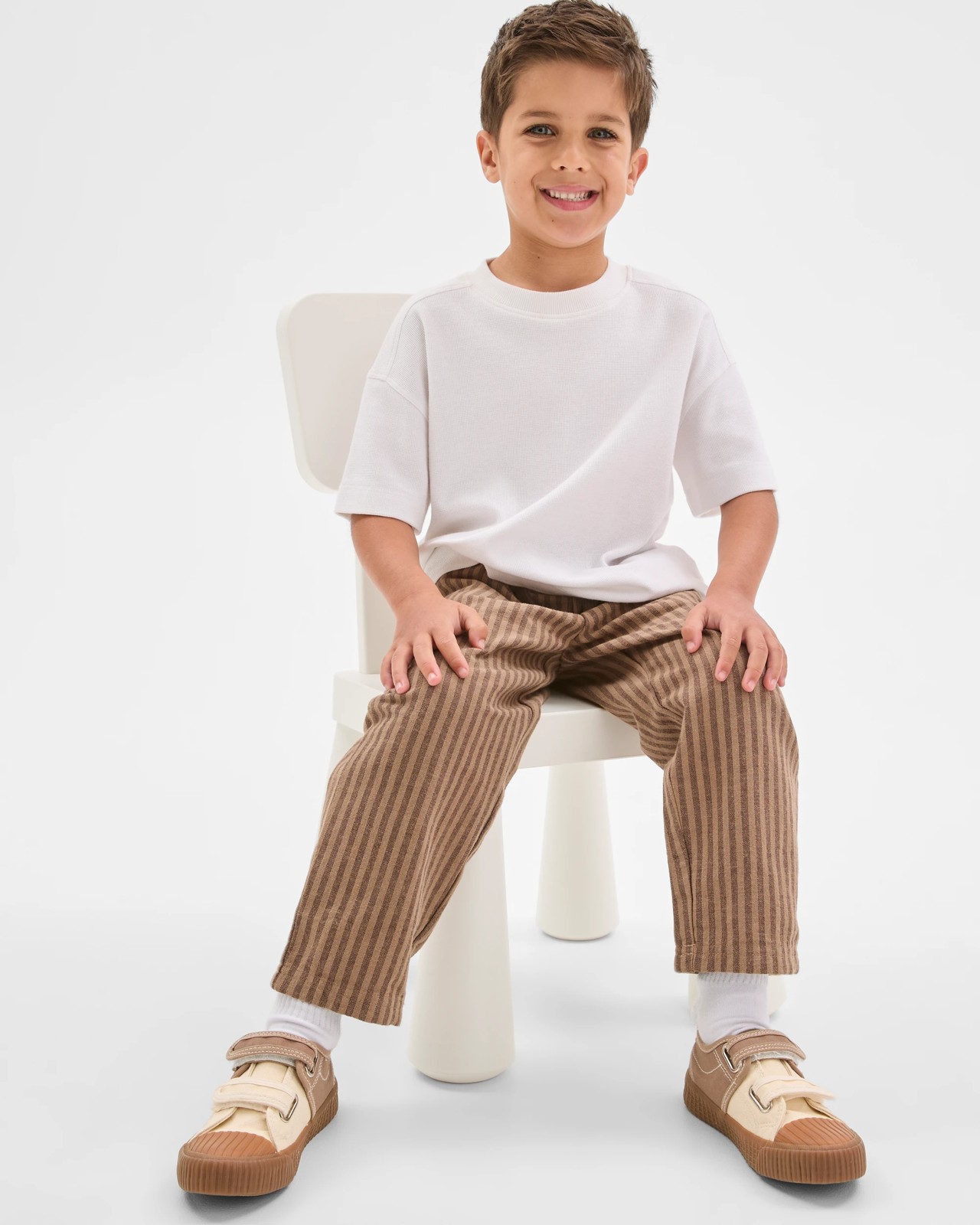 Lightweight Woven Pull-On Pants - Hot Fudge 3 of 6