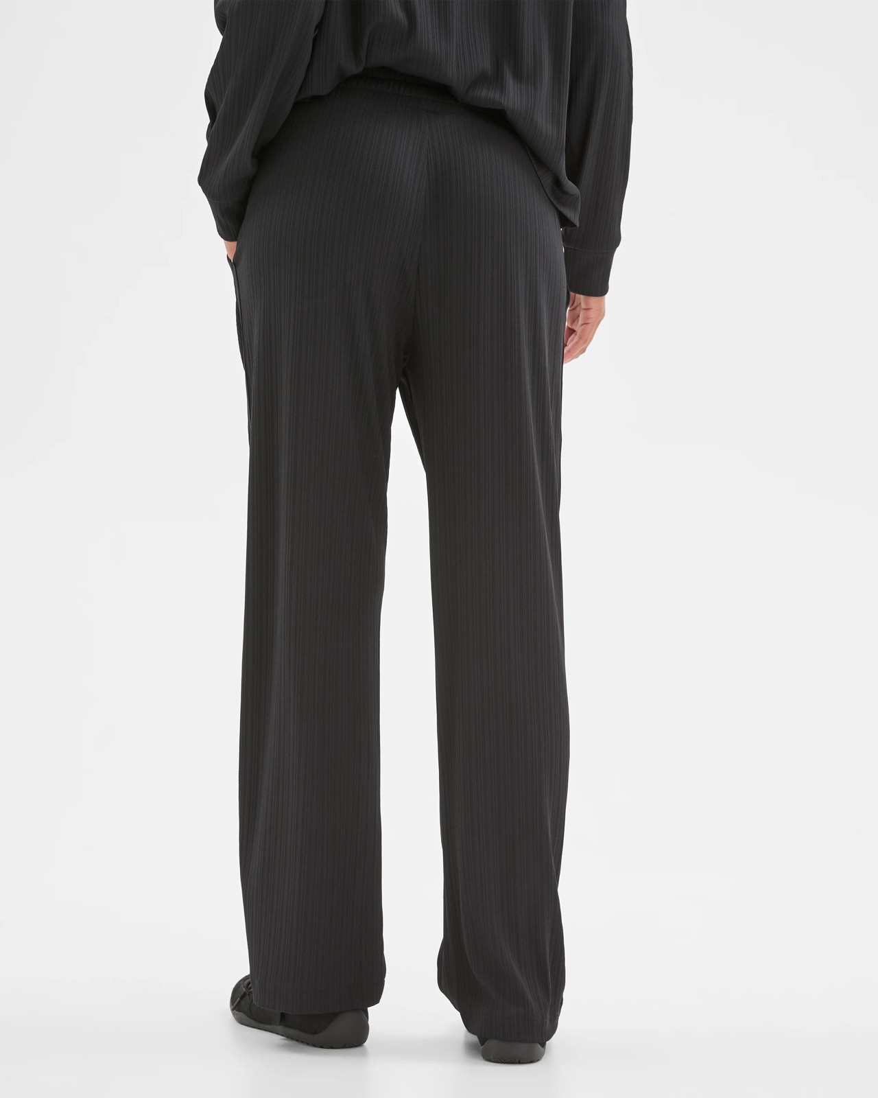 Active Wide Leg Plisse Pants 6 of 6