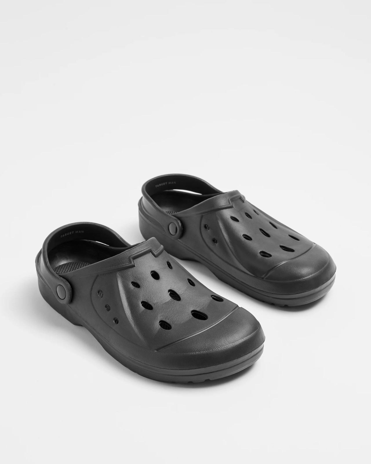 Target on sale mens crocs