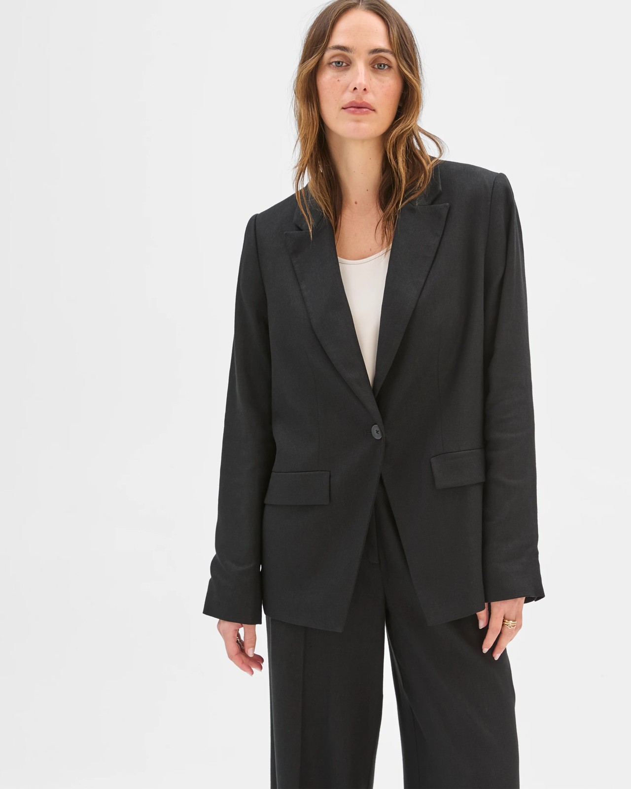 Preview Tailored Blazer  - Black 3 of 6
