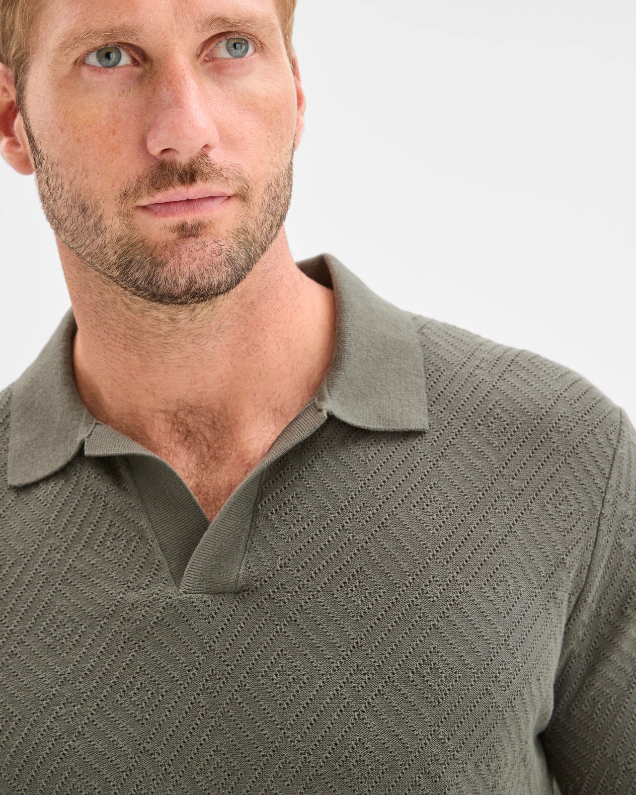 415_72084649_5+415T7208