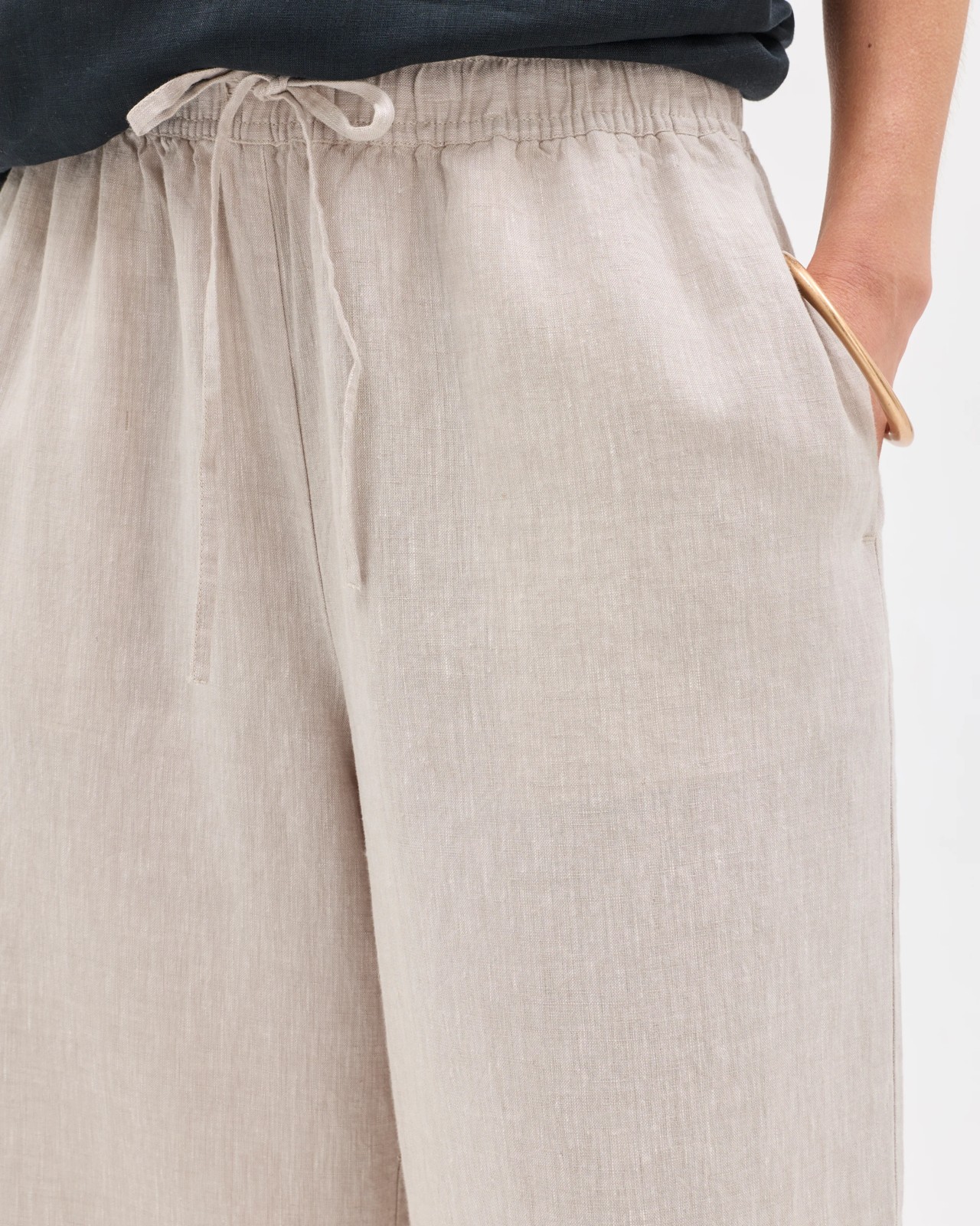 European Linen Cropped Pants - Flax 3 of 5