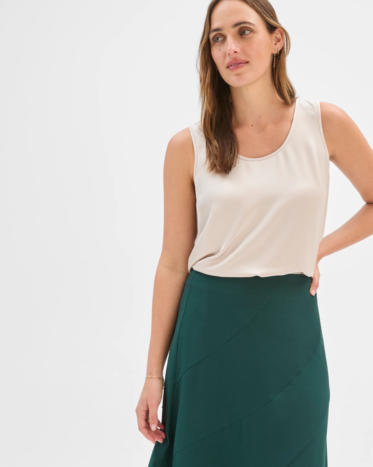 Preview Panelled Midi Skirt - Deep Green 4 of 5