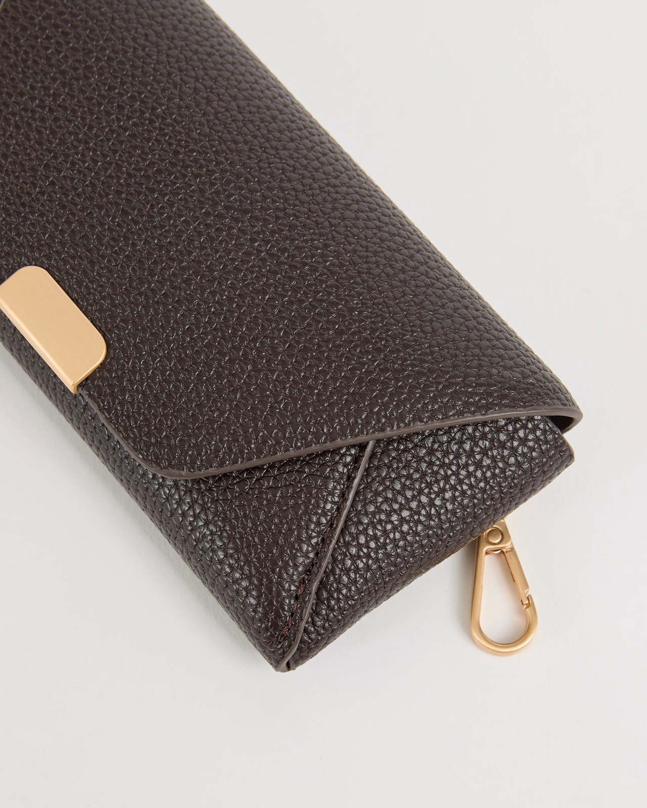 Pebble Sunglasses Case - Chocolate 3 of 3