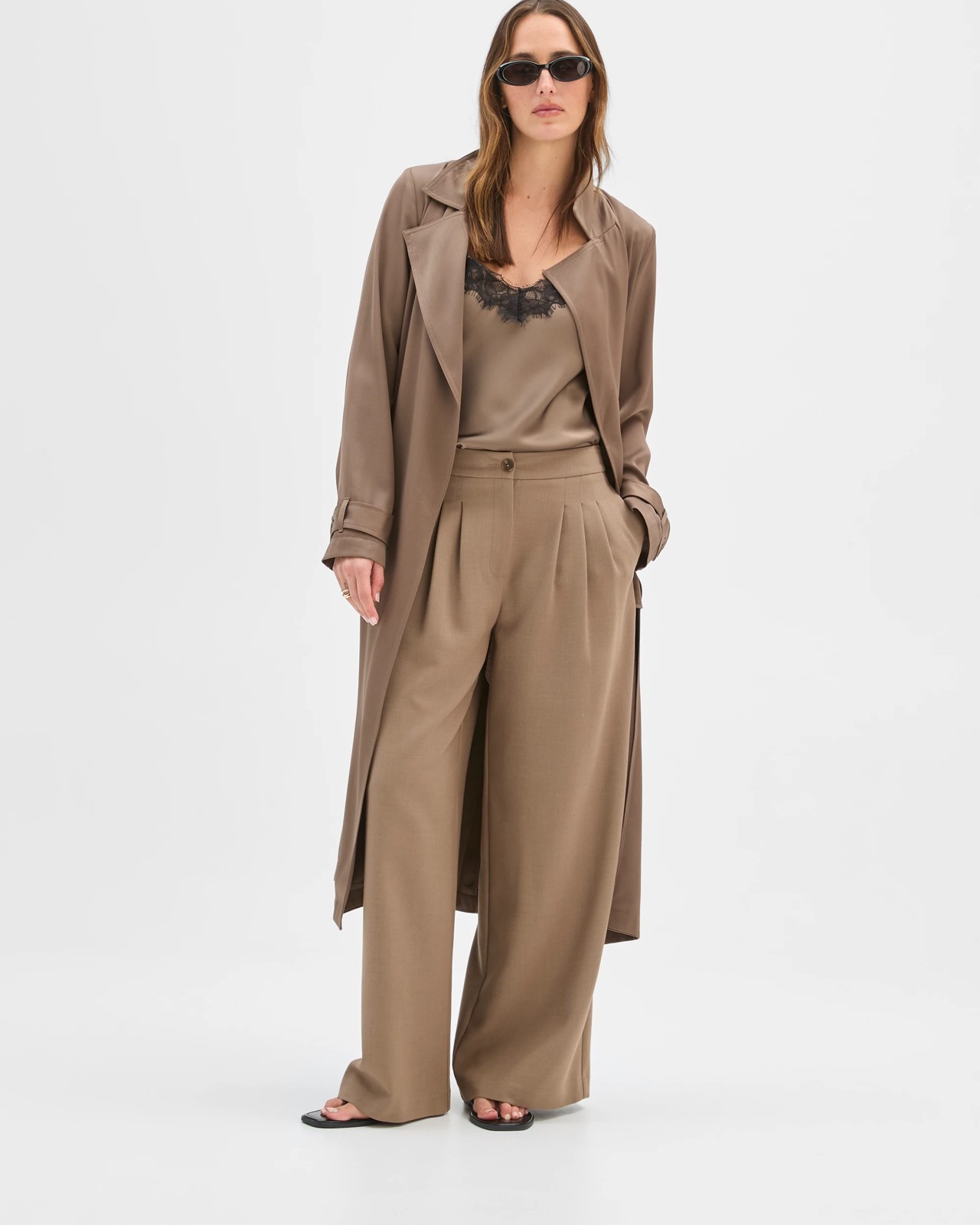 Preview Triple Pleat Detail Wide Leg Pants 2 of 5