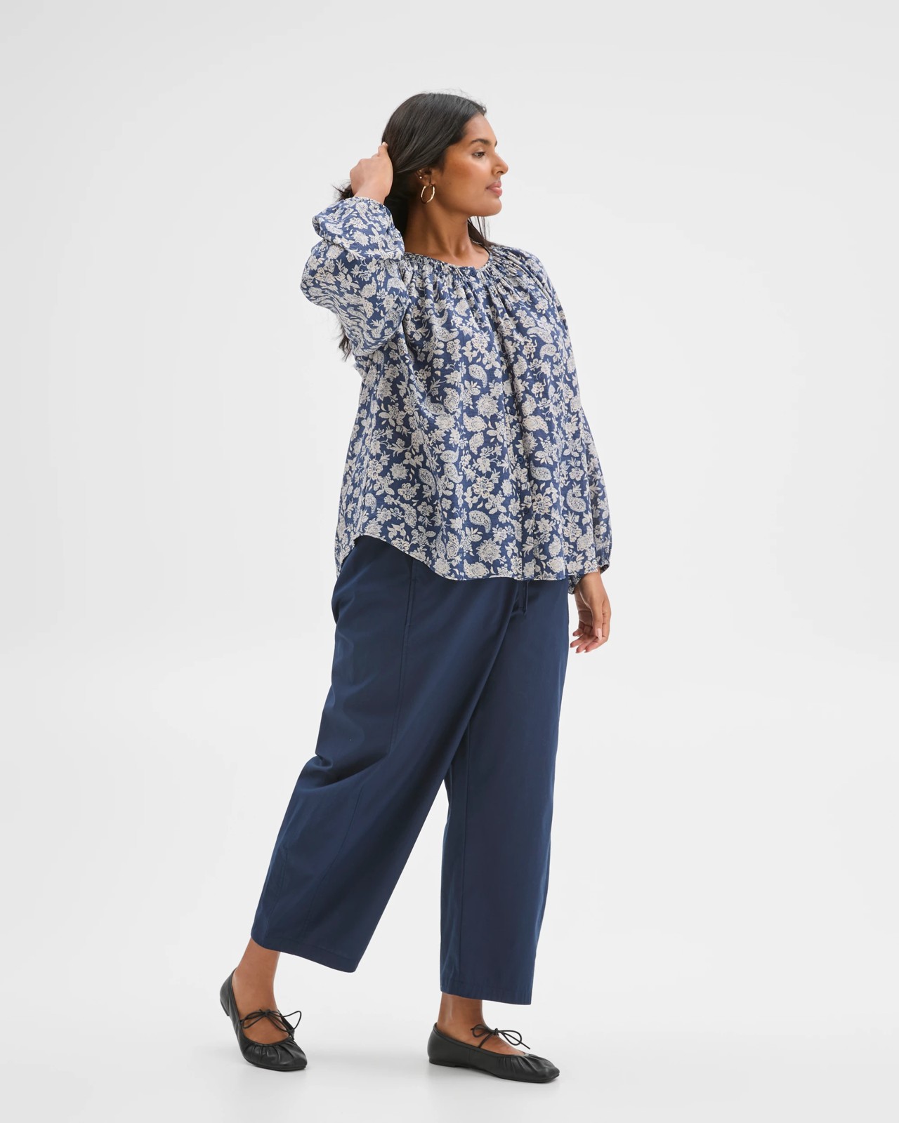 Plus Size 3/4 Sleeve Button Through Textured Blouse 2 of 5