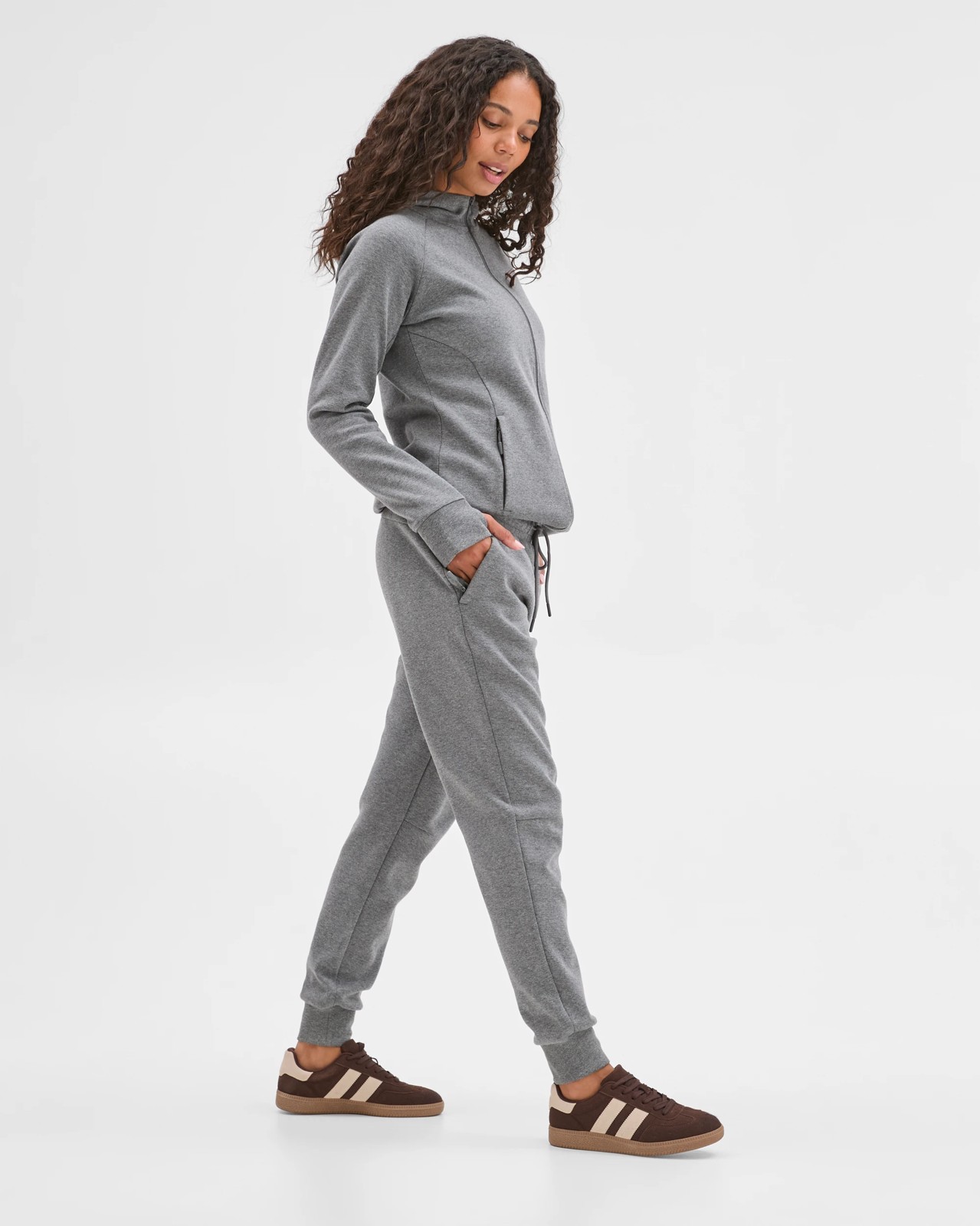 230_72200827_4+230T7220