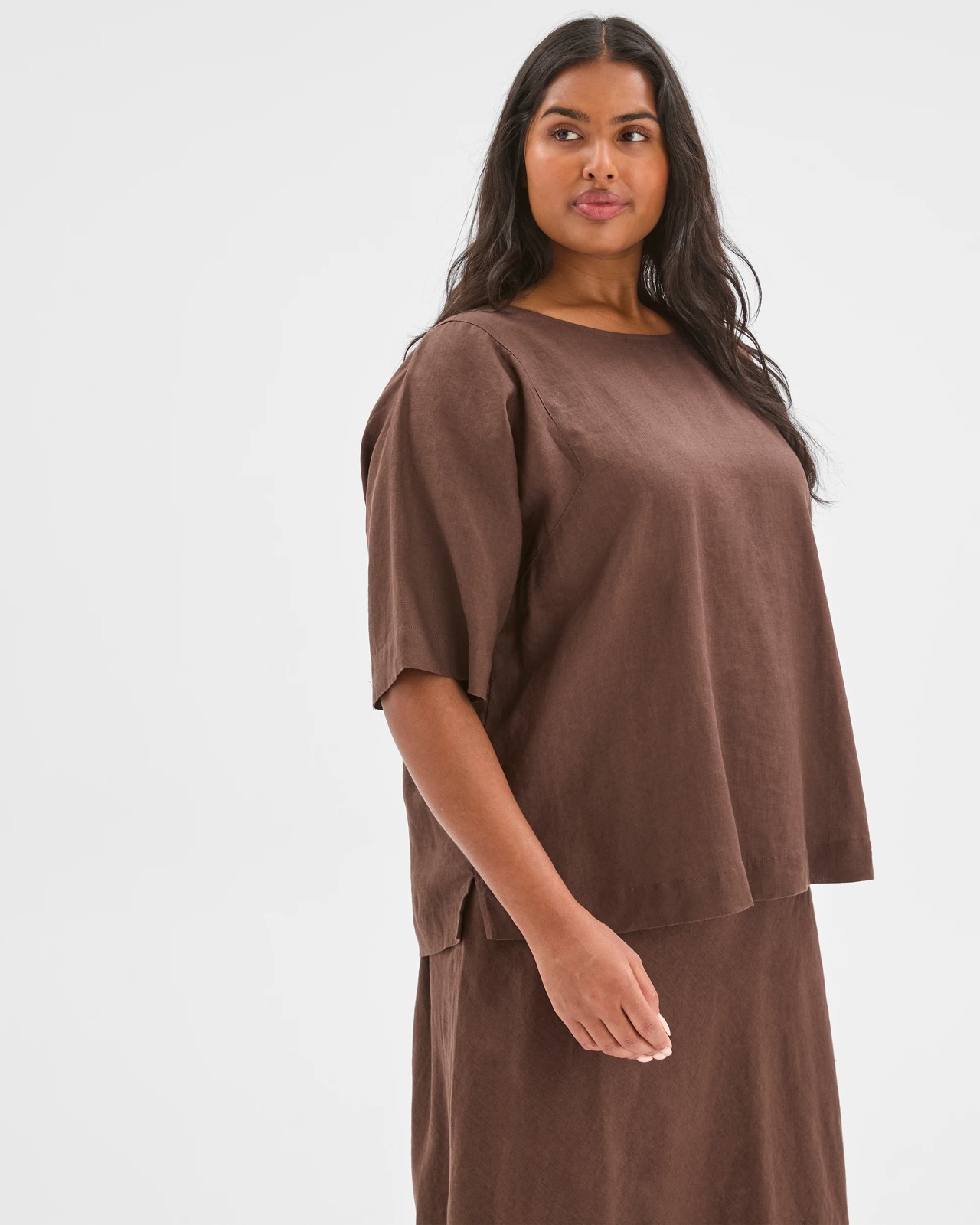 Plus Size European Linen Seam Detail T-Shirt - Coffee Bean 4 of 6