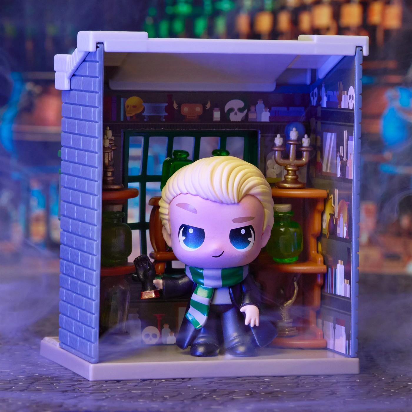 HAPPY HAUL Harry Potter™ Shops of the Wizarding World Figure - Assorted 2 of 5