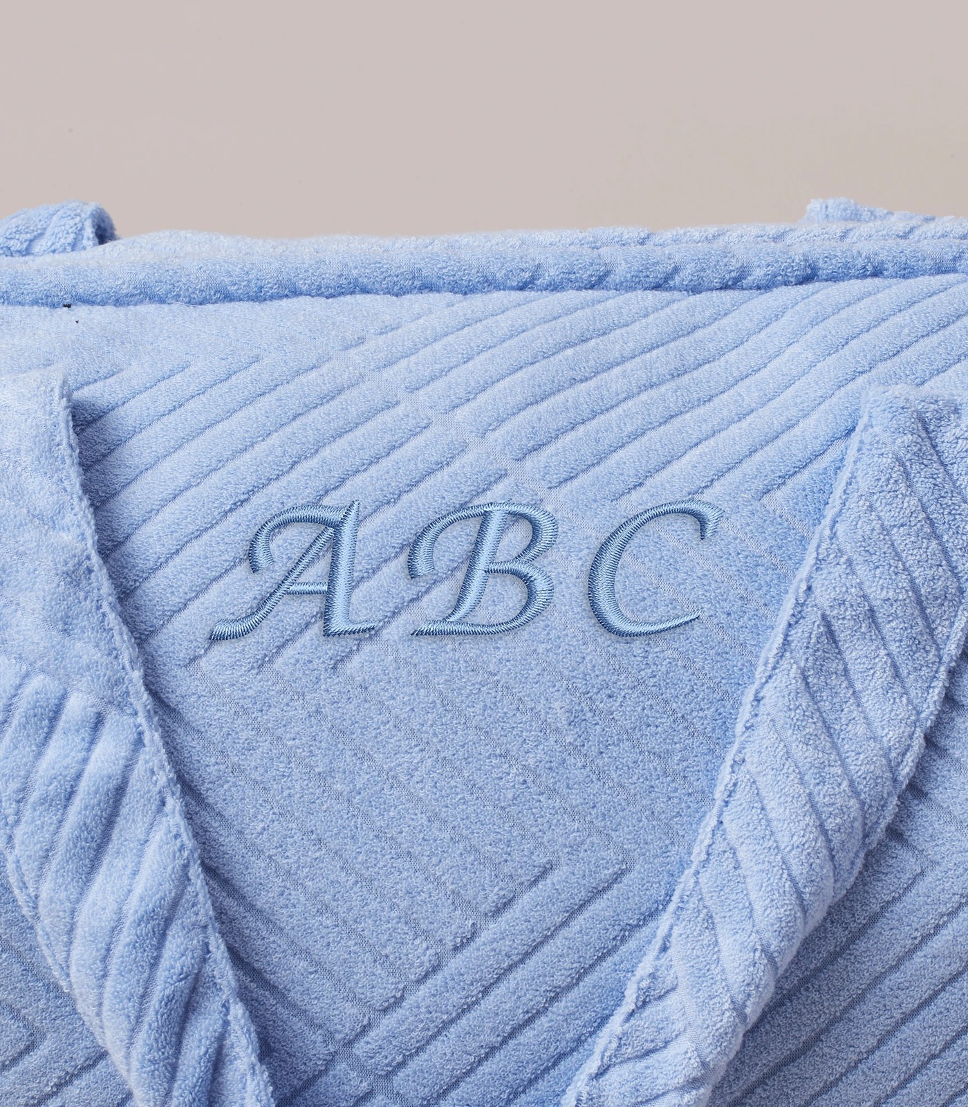 66935896_Cursive Light Blue