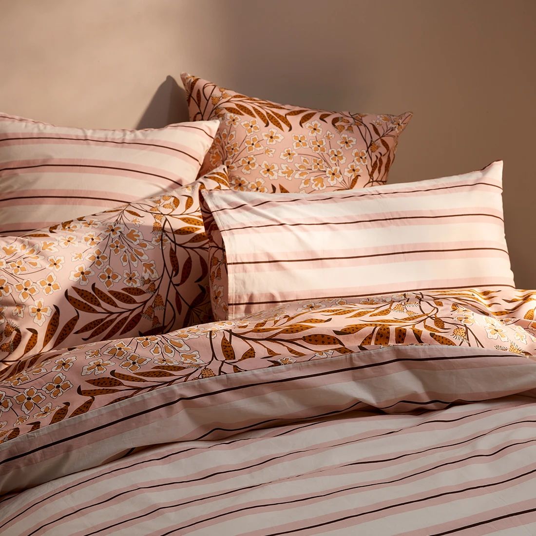 Alexandra Calthorpe Sun Orchid Quilt Cover Set Target Australia