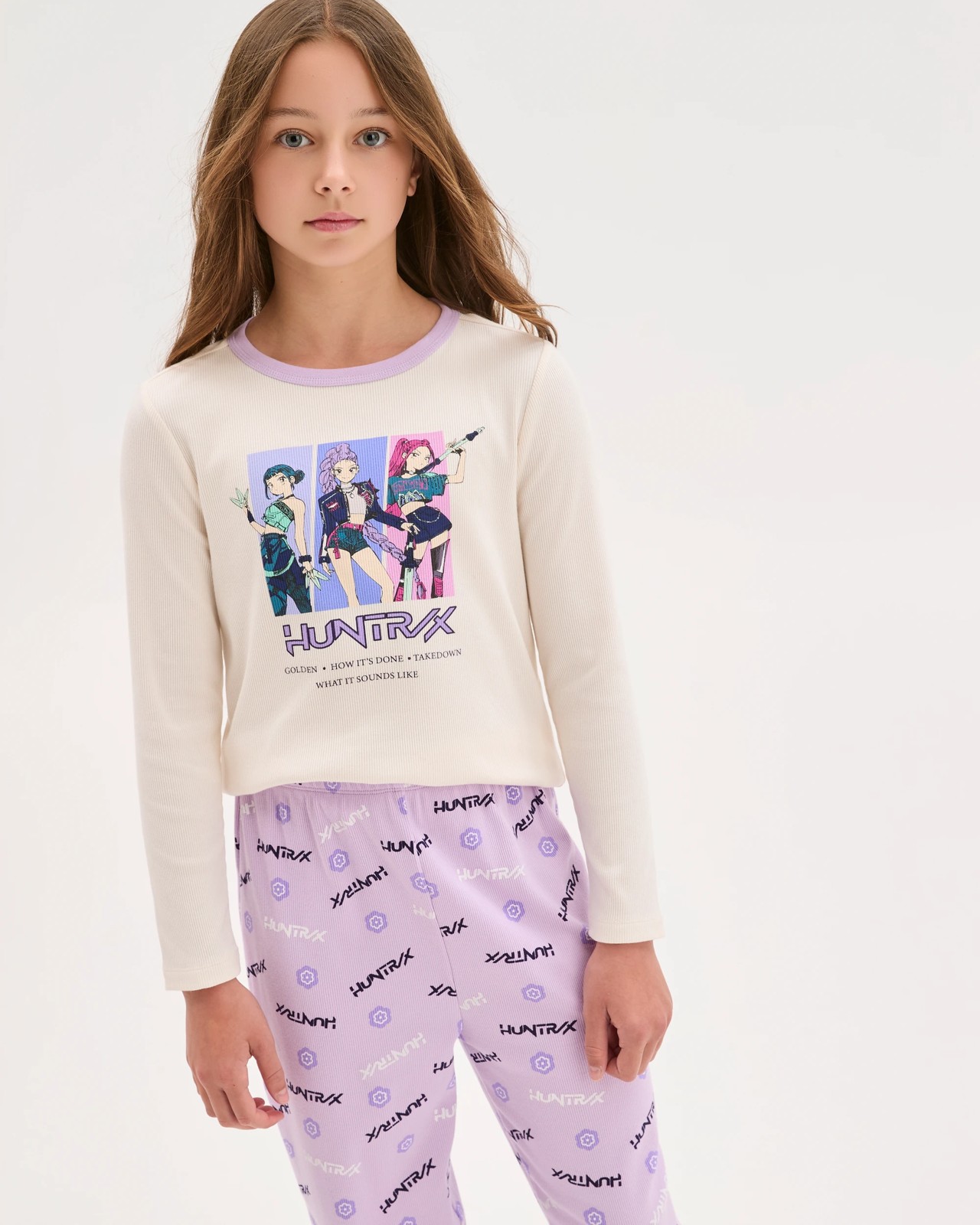 KPop Demon Hunters Huntrix Pyjama Set 3 of 5