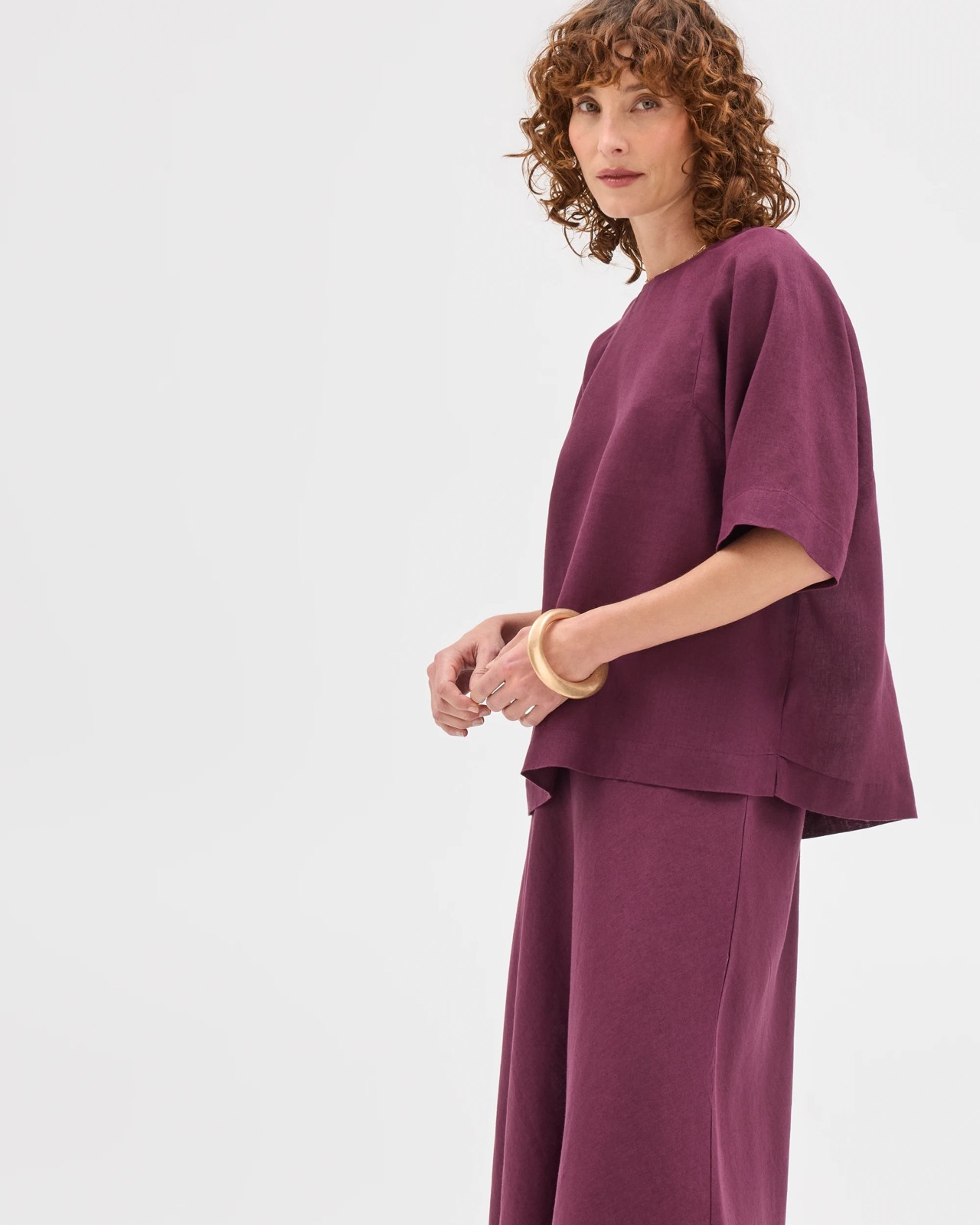 European Linen Boxy Seamed T-Shirt  - Merlot 6 of 6