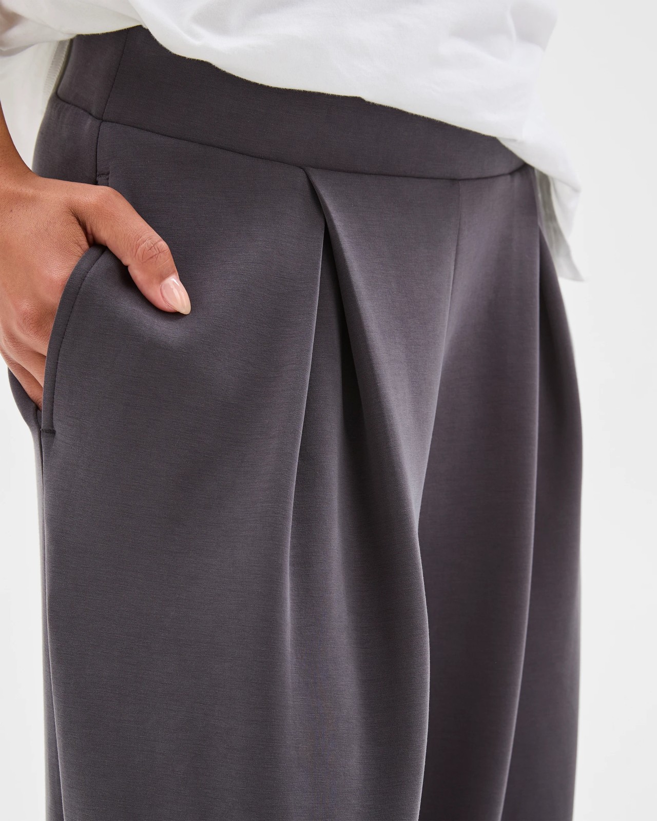 Active Movement Pleat Front Wide Leg Pants - Charcoal 4 of 5