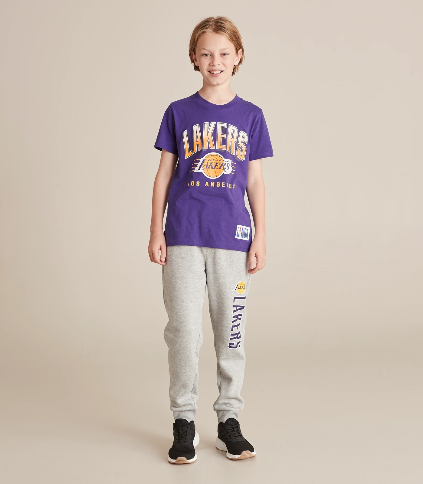 Lakers T-shirt and Jogging Bottoms Set