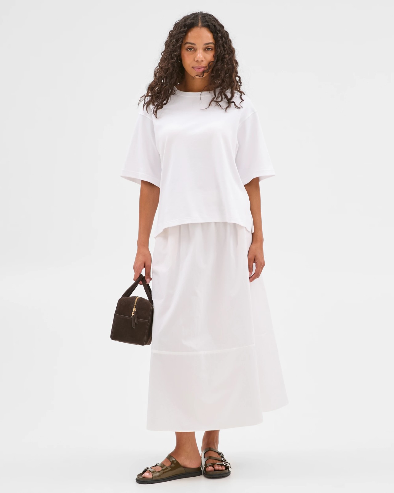 220_71895291_1+220T7189