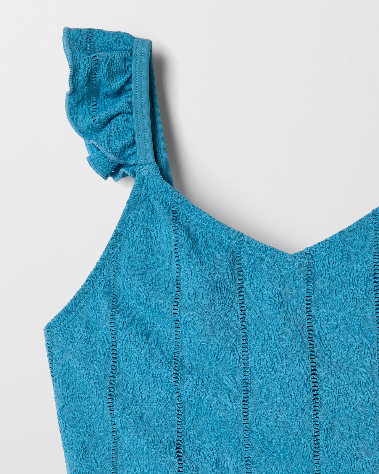 Sleeveless Textured Tankini Swim Set 2 of 3