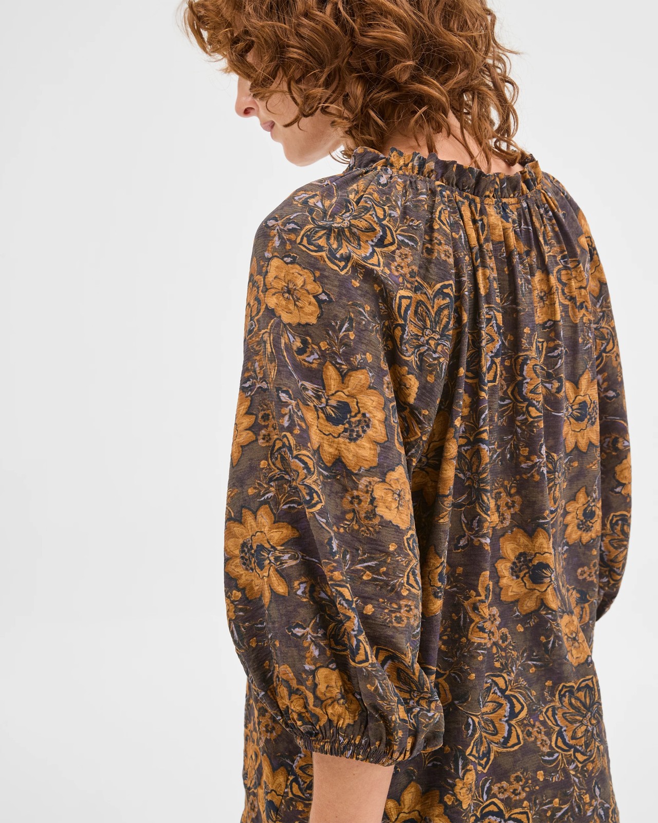 225_72119624_7+225T7211